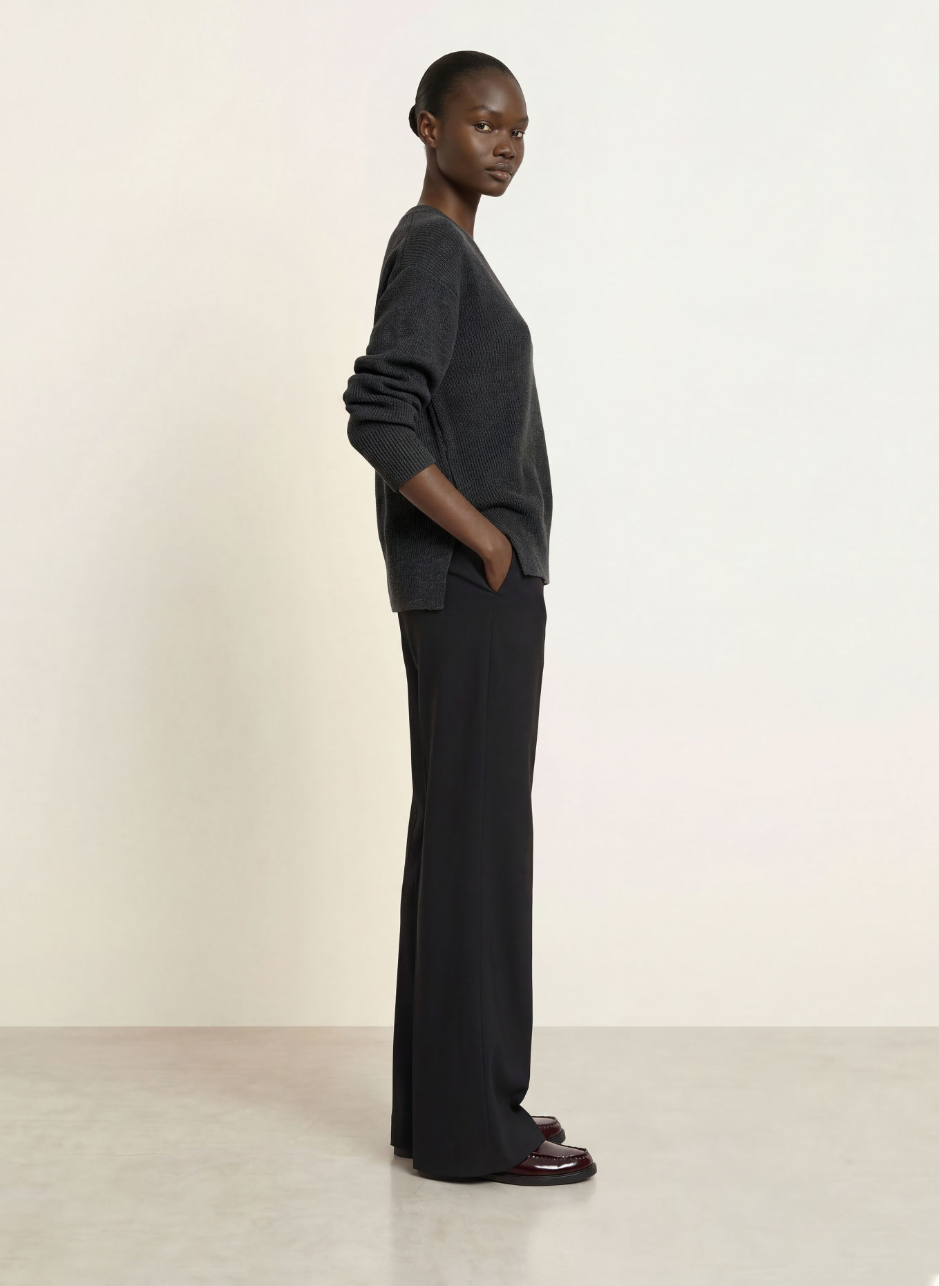 Calvin Klein Sweater: DARK GRAY