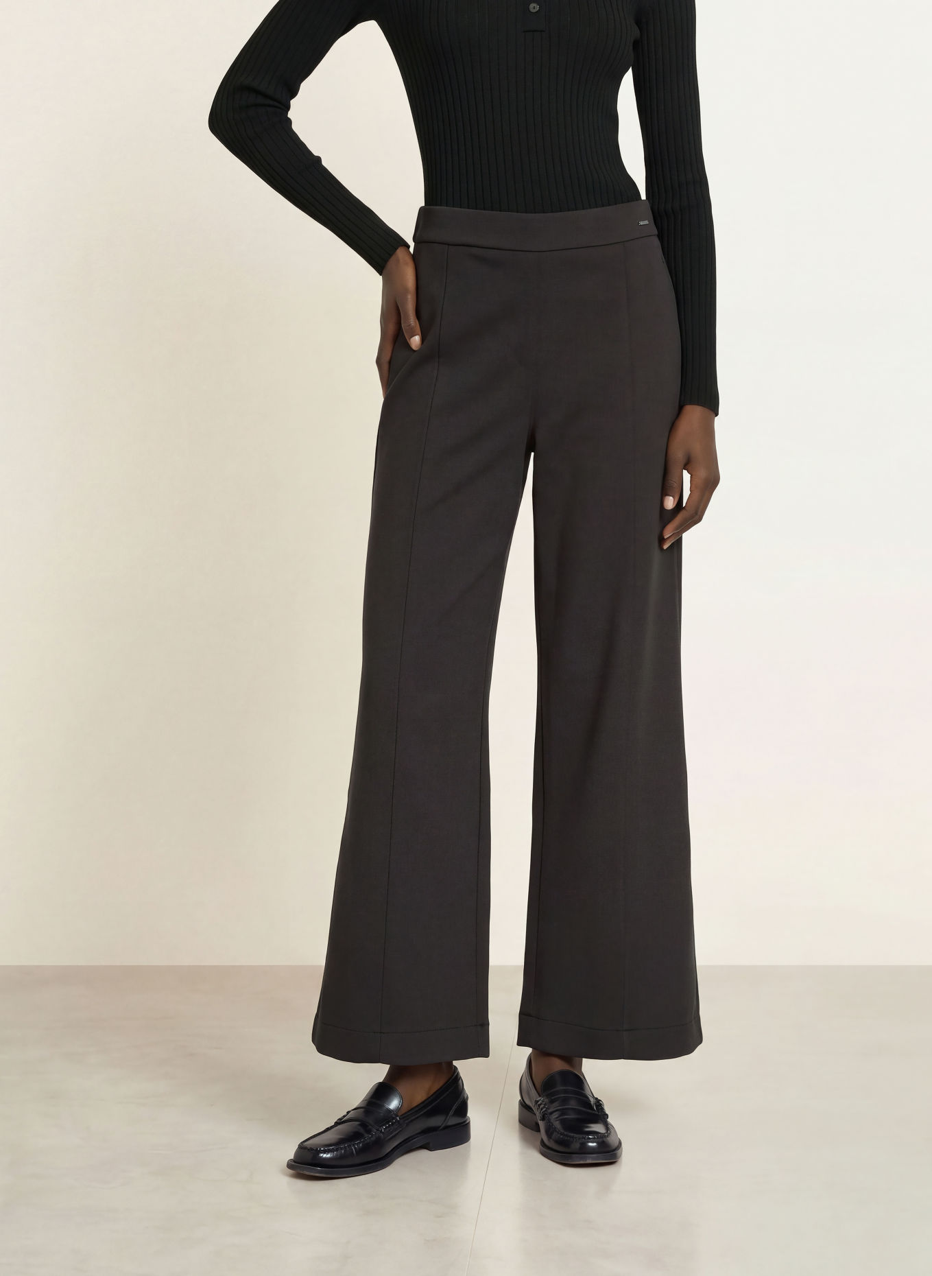 Calvin Klein Pantaloni Marlene SPACER: NEGRU