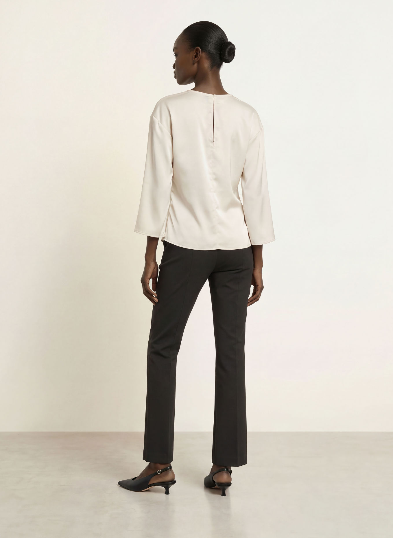 Calvin Klein Satin shirt blouse with 3/4 sleeves: CREAM