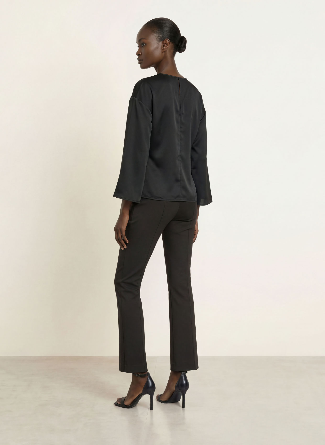 Calvin Klein Blusenshirt aus Satin mit 3/4-Arm: SCHWARZ