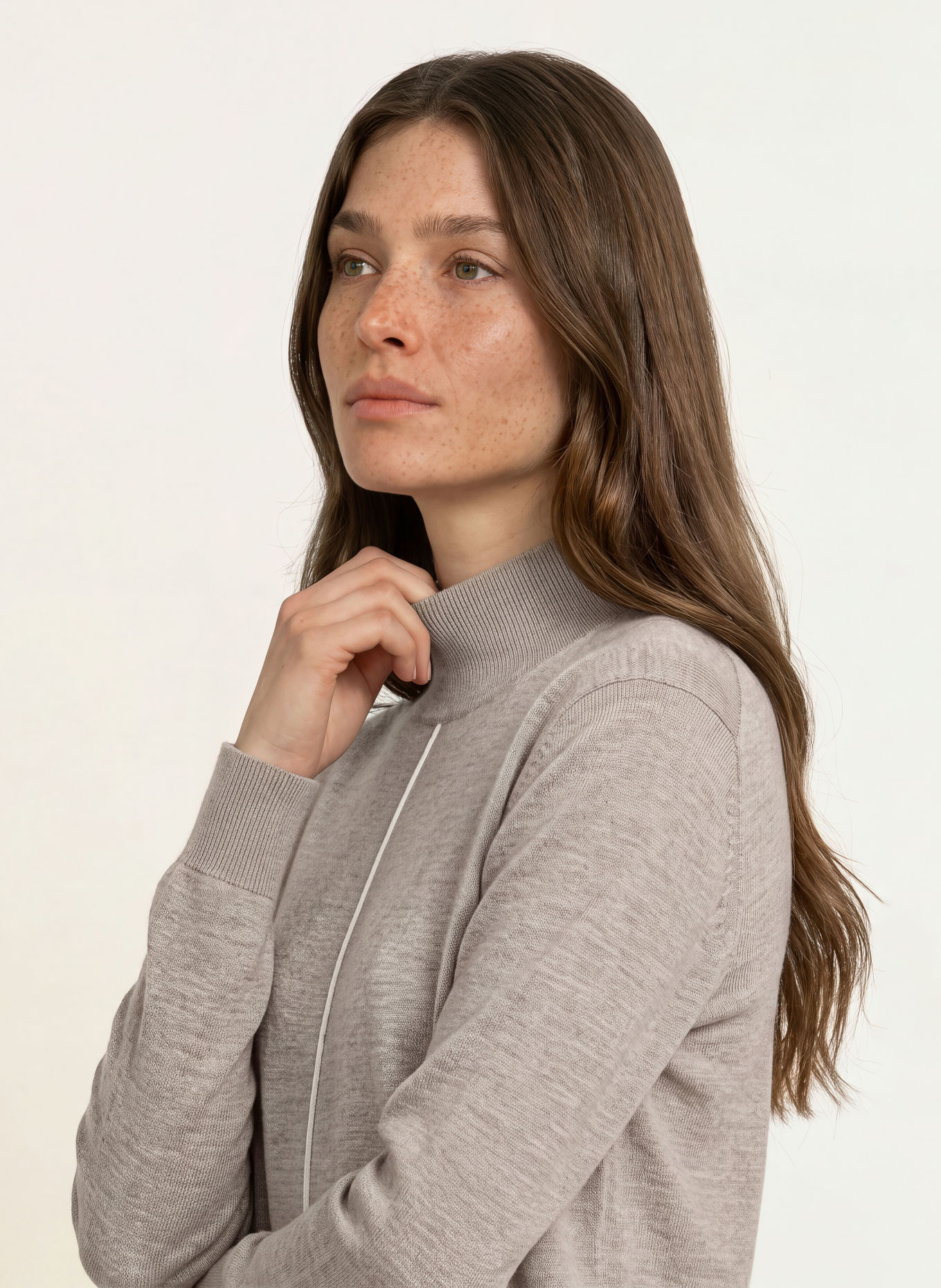 Calvin Klein Sweater: TAUPE / WHITE