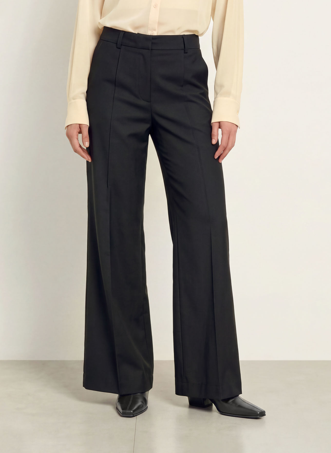 The Frankie Shop INA Trousers: BLACK