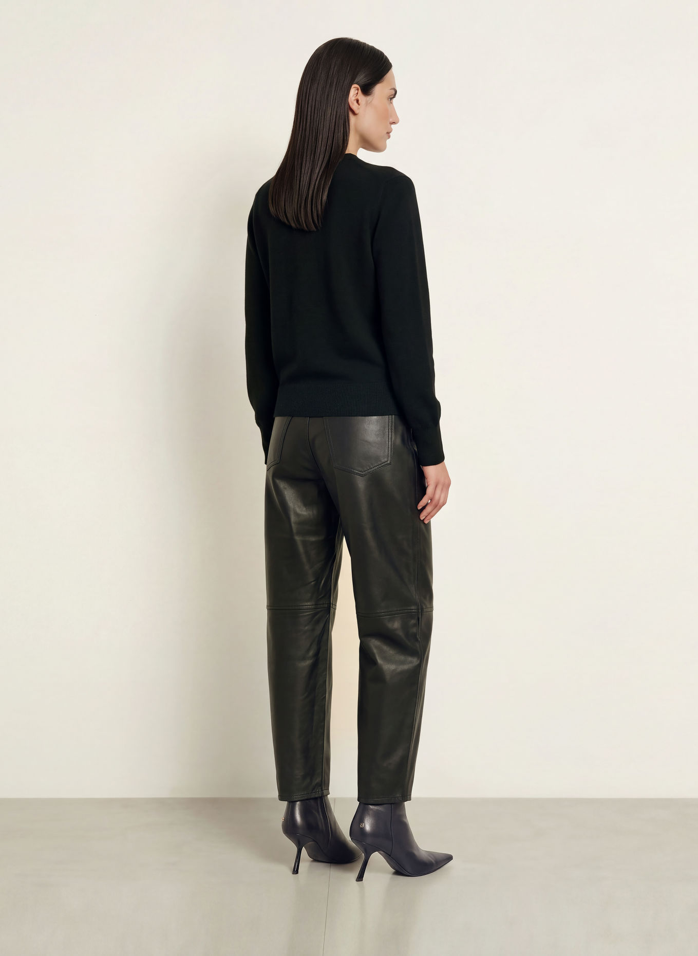 ALMADA LABEL CECILE Cashmere Sweater: BLACK