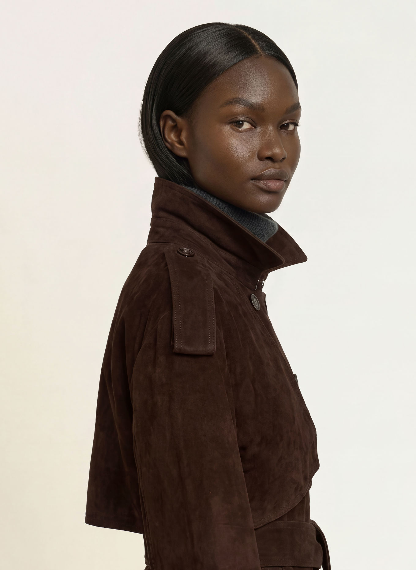 ALMADA LABEL Trenchcoat SIENNA i læder: MØRKEBRUN