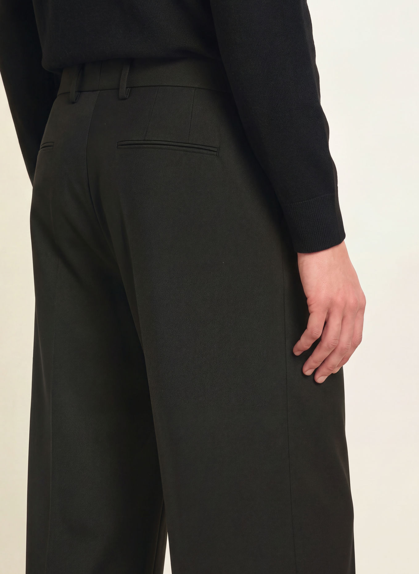 DRYKORN Hose LEEK Regular Fit: 1000 SCHWARZ