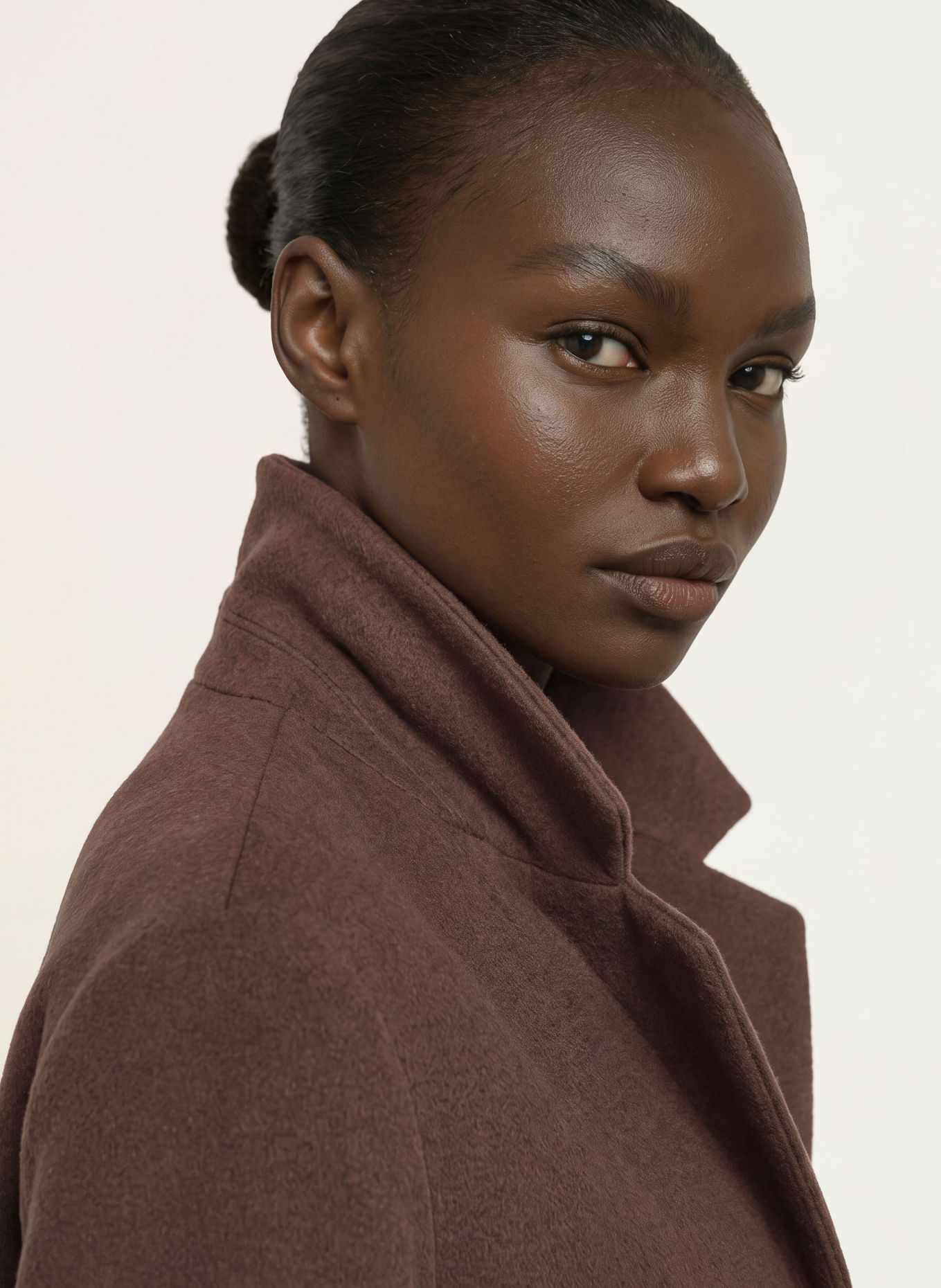 MARC CAIN Wool coat: 696 mulch