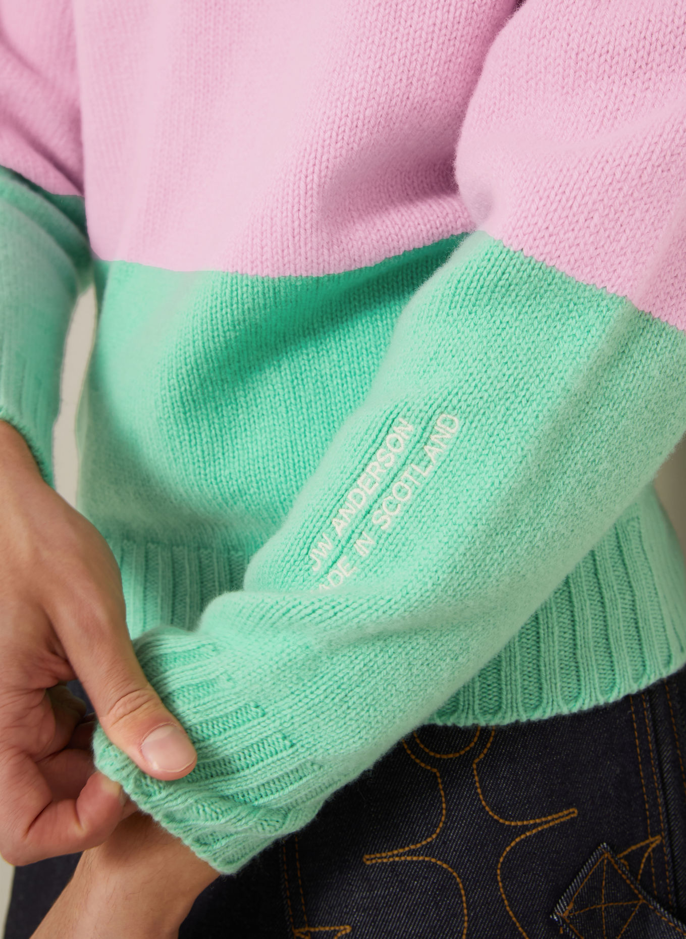 JW ANDERSON STRIPE-pullover i merinould: LYSEBLÅ / ROSA / MINT