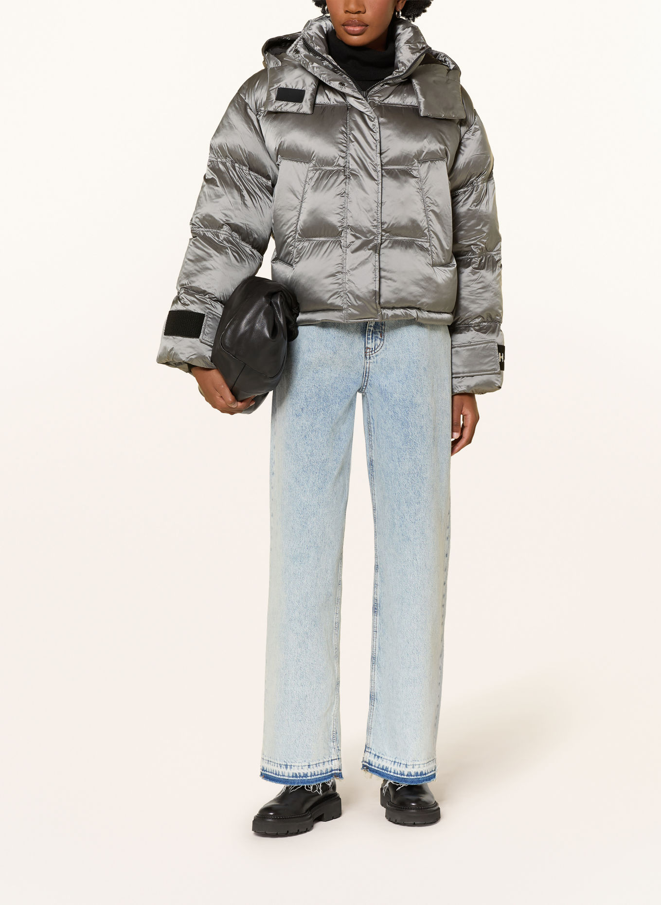 HUGO Steppjacke FARIDA mit abnehmbarer Kapuze: SILBER