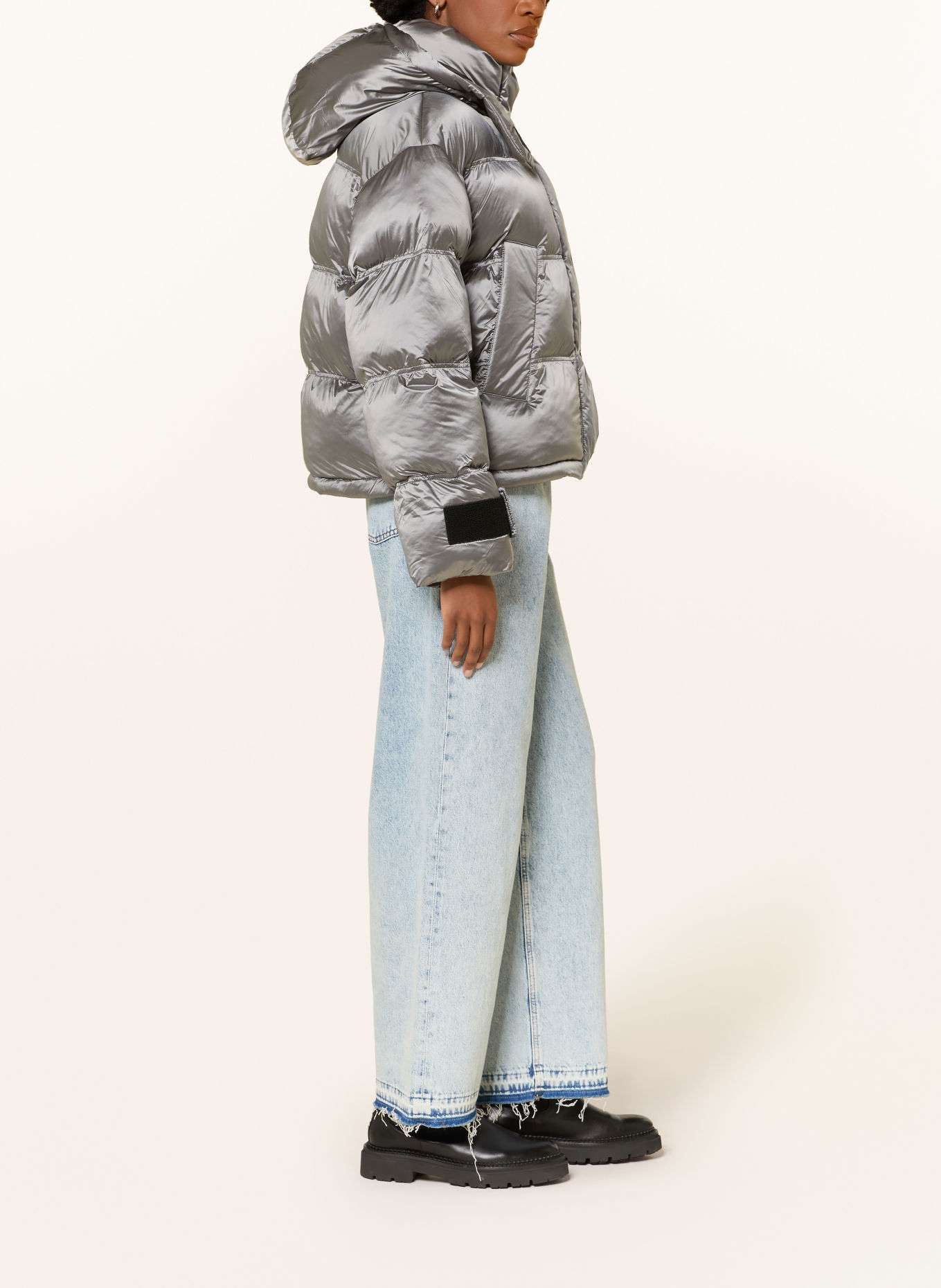 HUGO Steppjacke FARIDA mit abnehmbarer Kapuze: SILBER