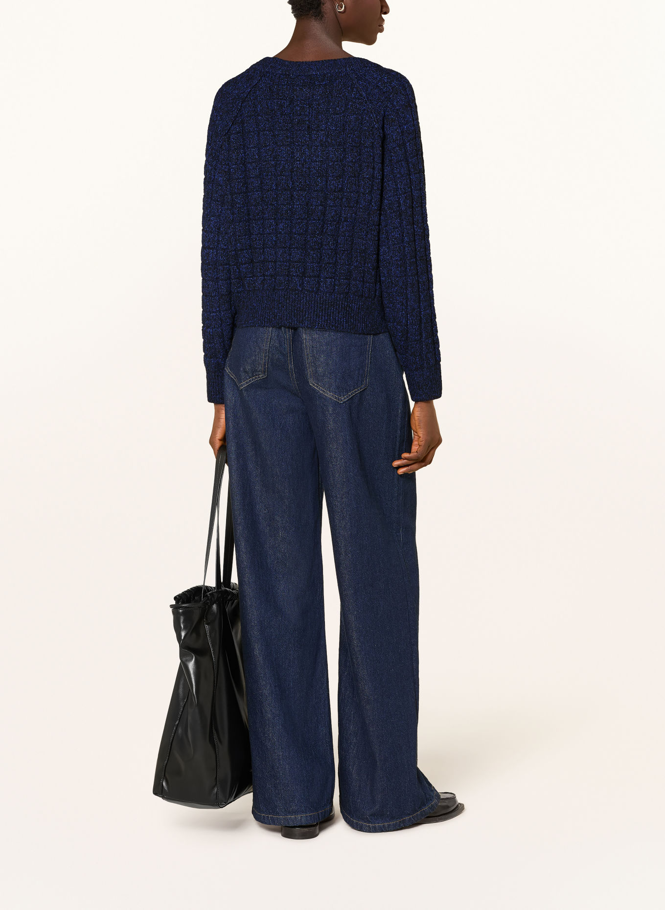 ICHI IHDANILLA Sweater: BLUE / BLACK