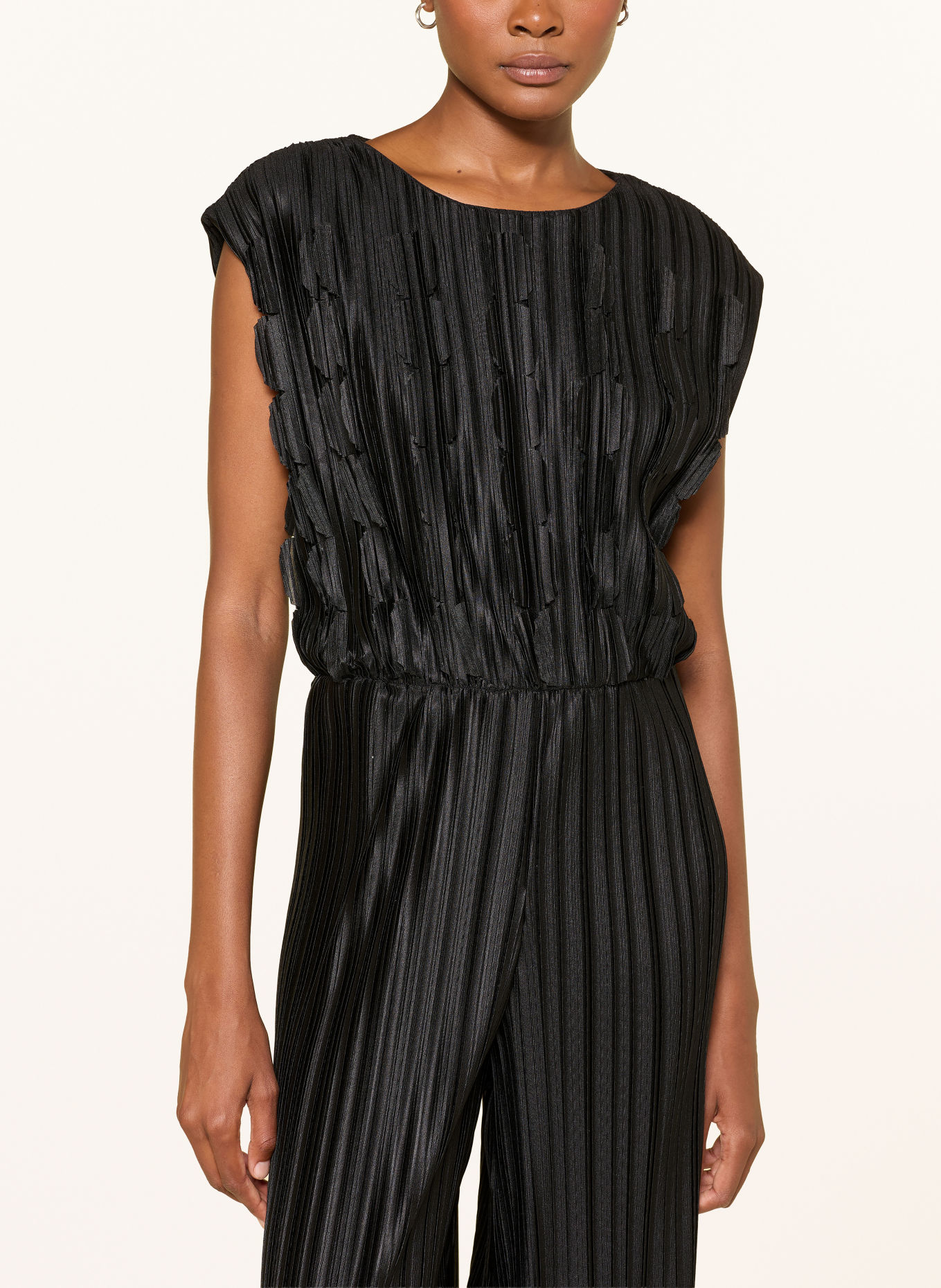 BOSS Jumpsuit ETRACEE mit Plissees: SCHWARZ