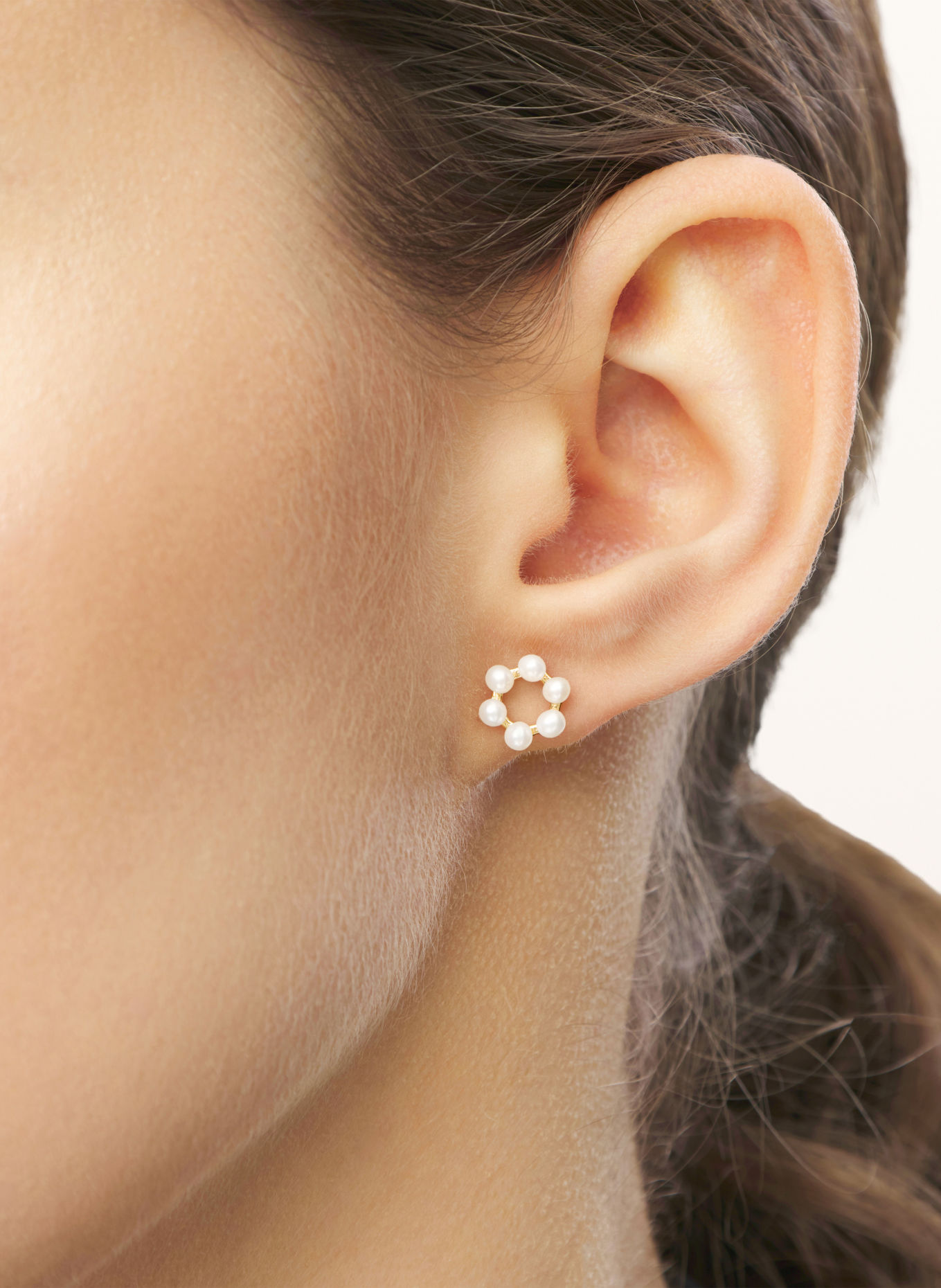 LULU Copenhagen BOUQUET CIRCLE EARRING Stud earrings: GOLD / WHITE