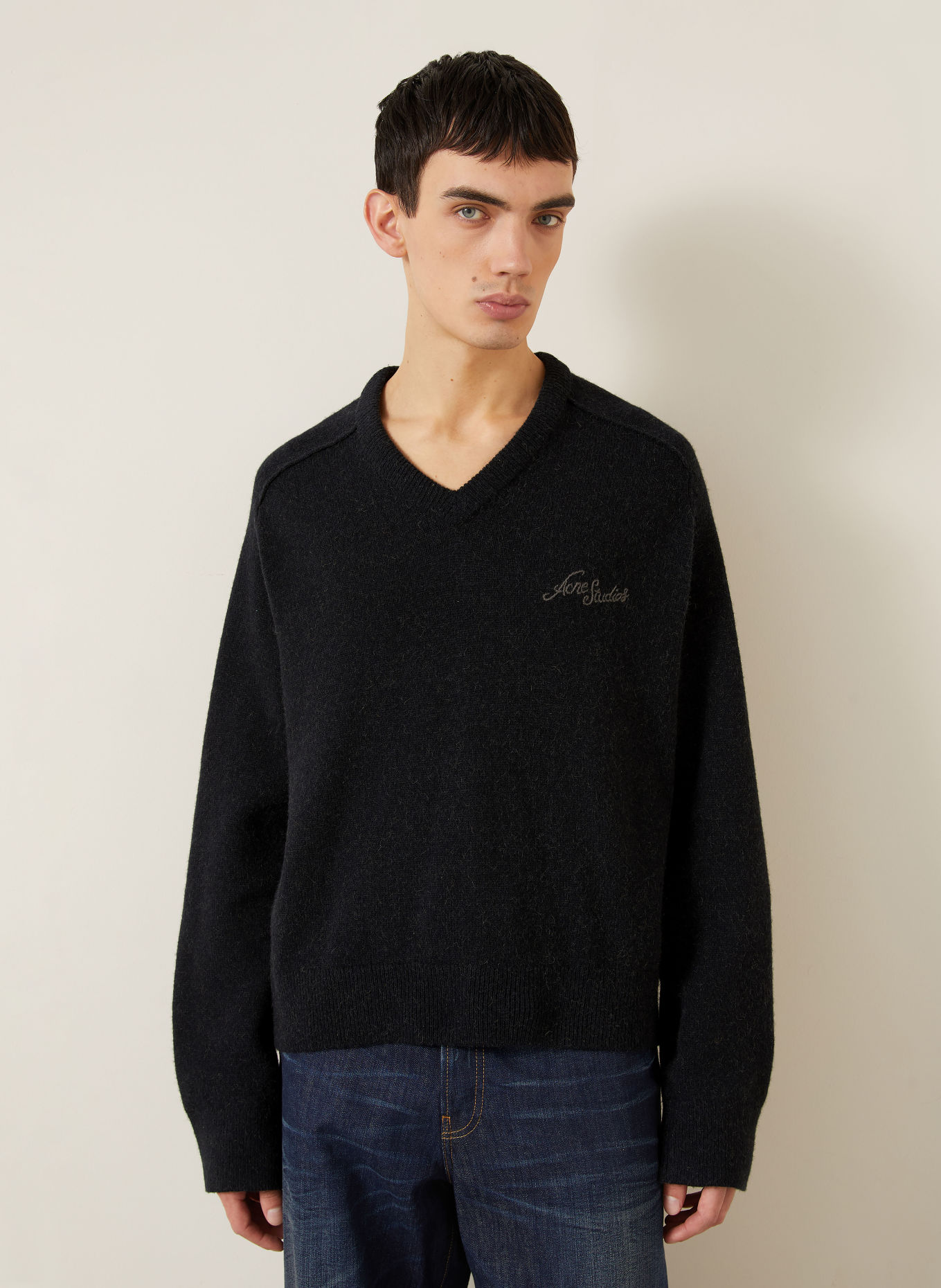 Acne Studios Pull en poil de chameau: NOIR