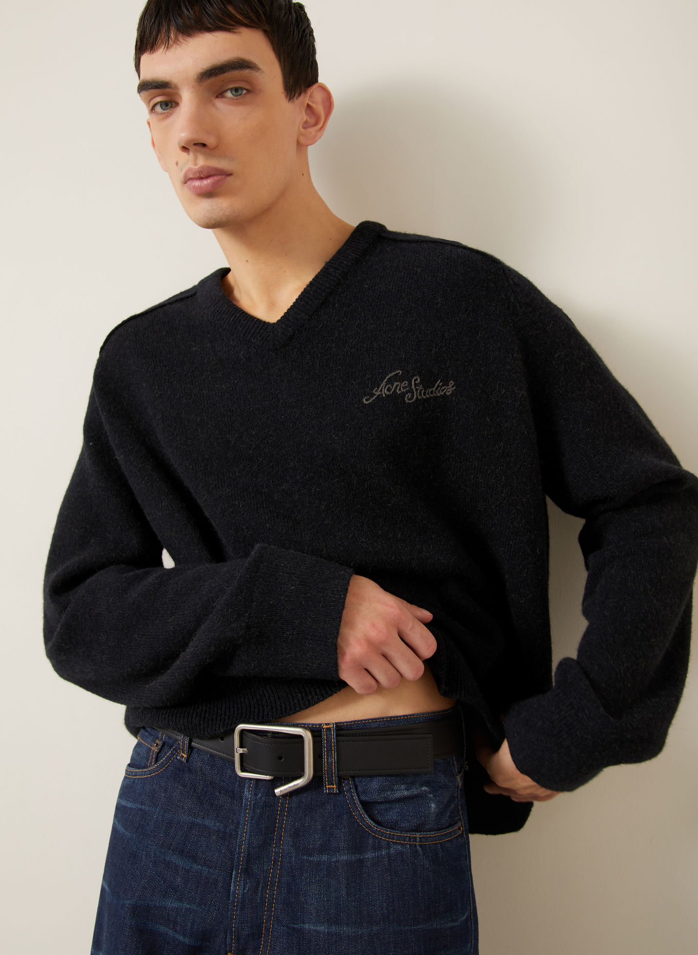 Acne Studios Pull en poil de chameau: NOIR
