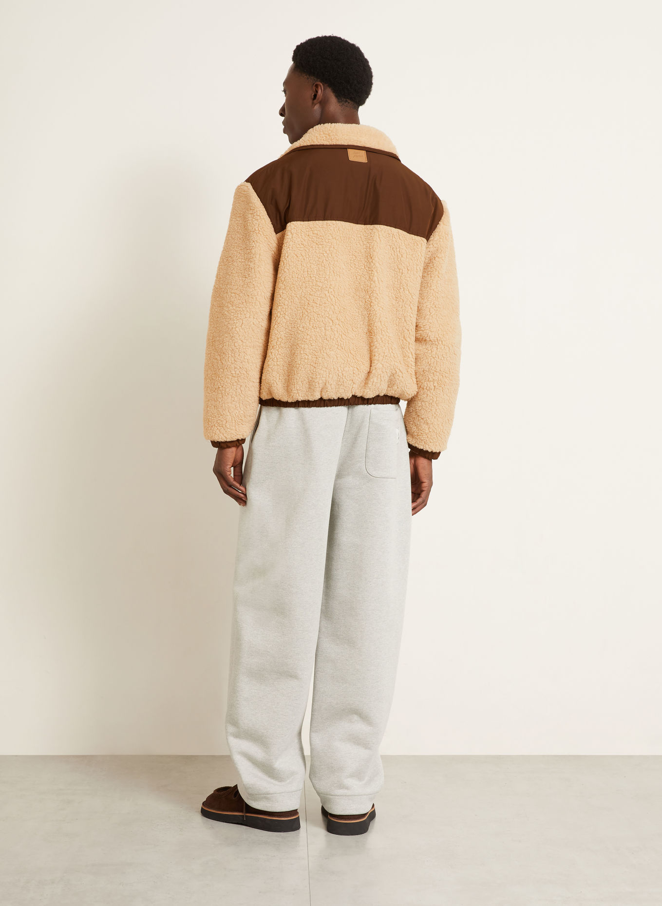 Ami Paris Teddyfell-Jacke im Materialmix: CAMEL / DUNKELBRAUN