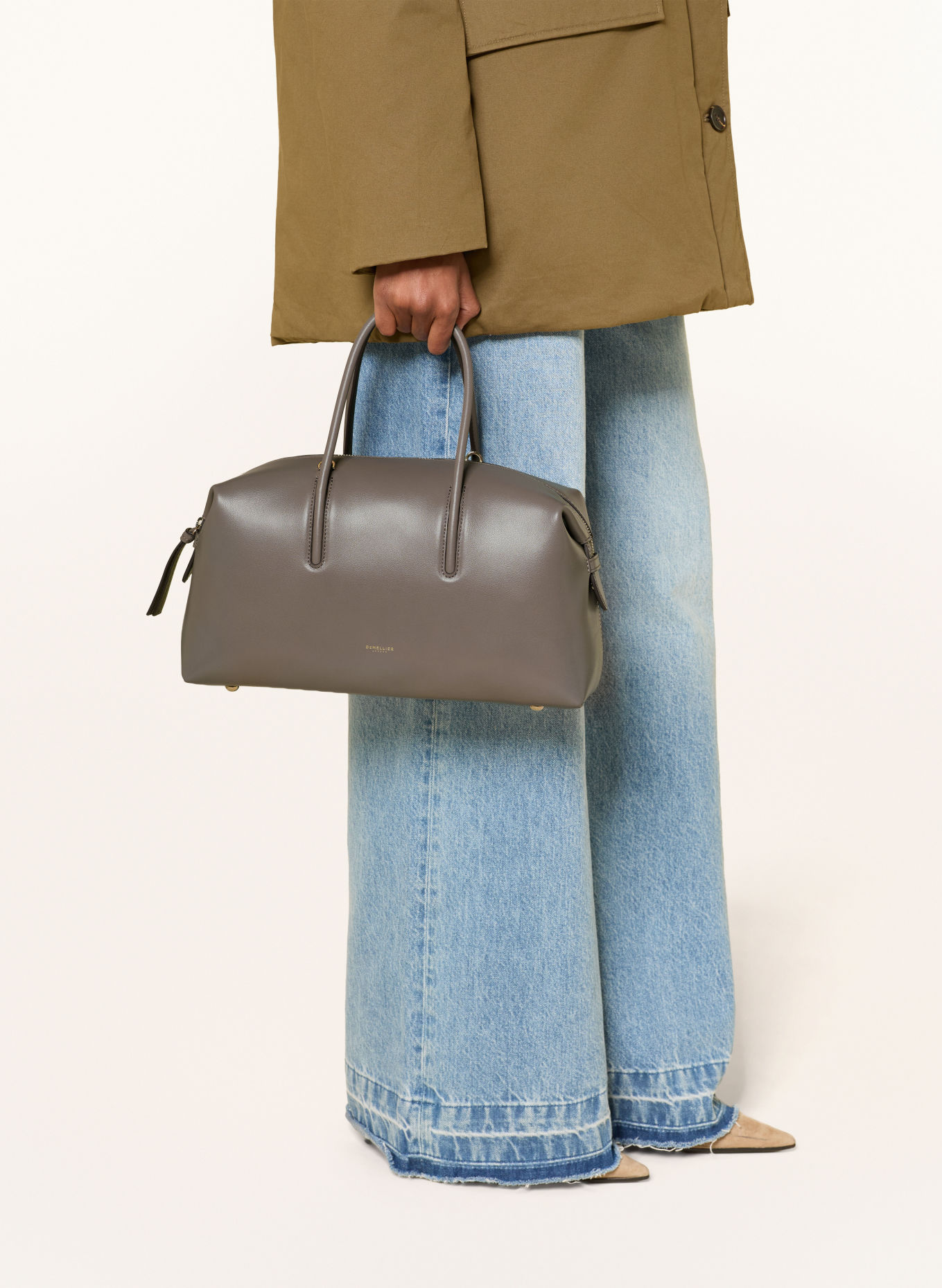 DEMELLIER Shoulder Bag THE MIDI STOCKHOLM: TAUPE / GOLD