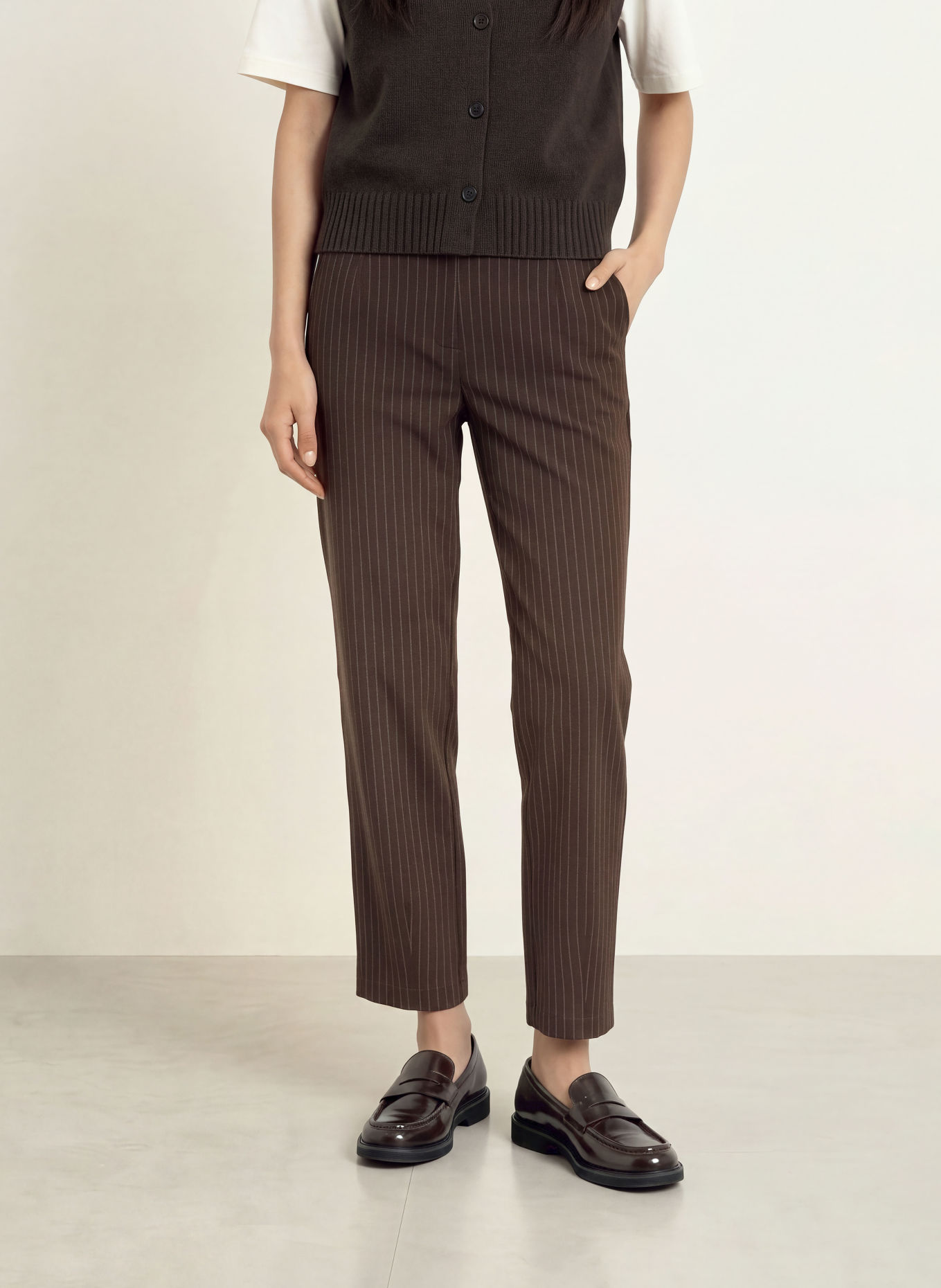 YERSE GALWAY45 Trousers: DARK BROWN / CREAM