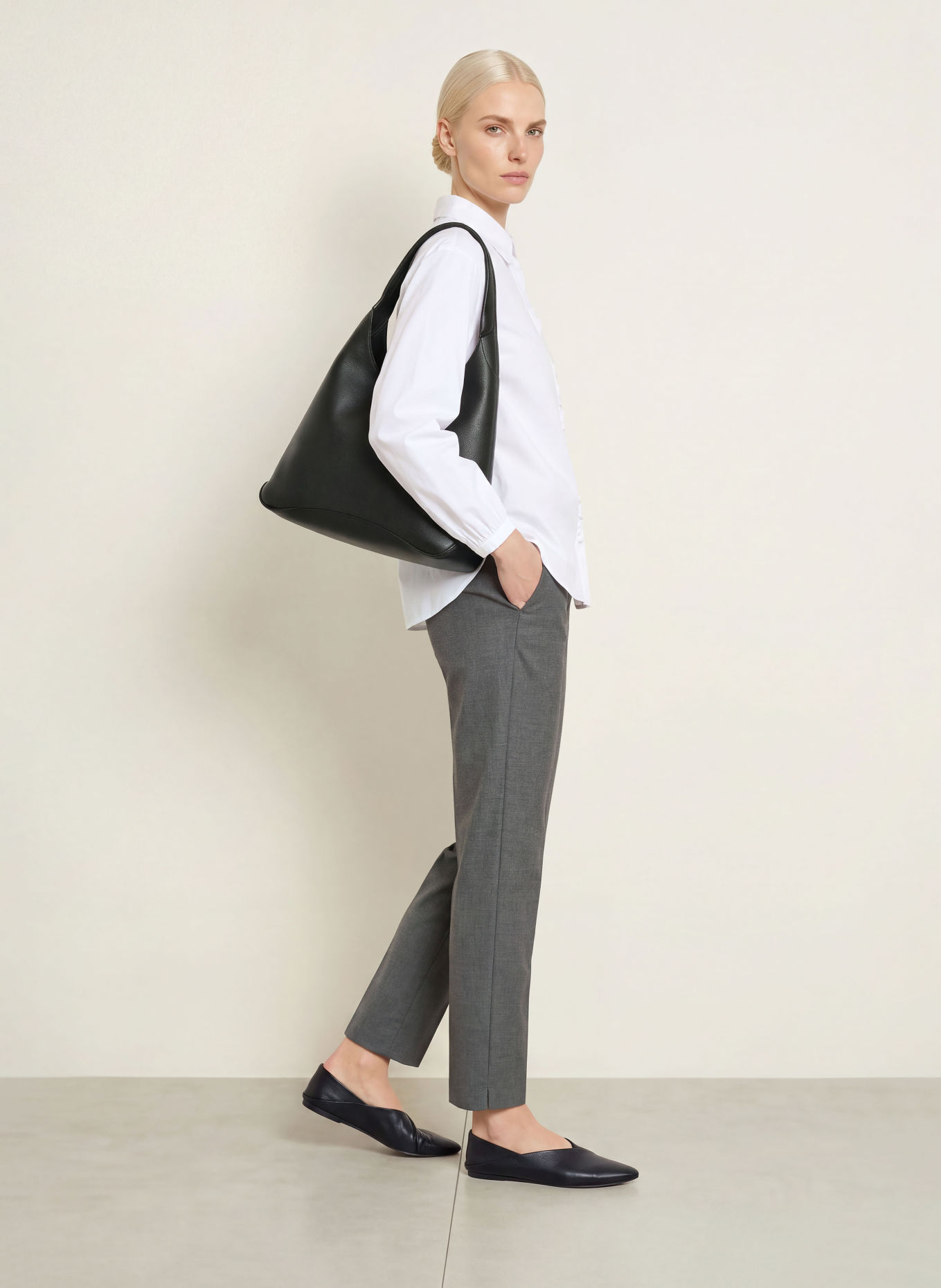Betty Barclay Trousers: GRAY