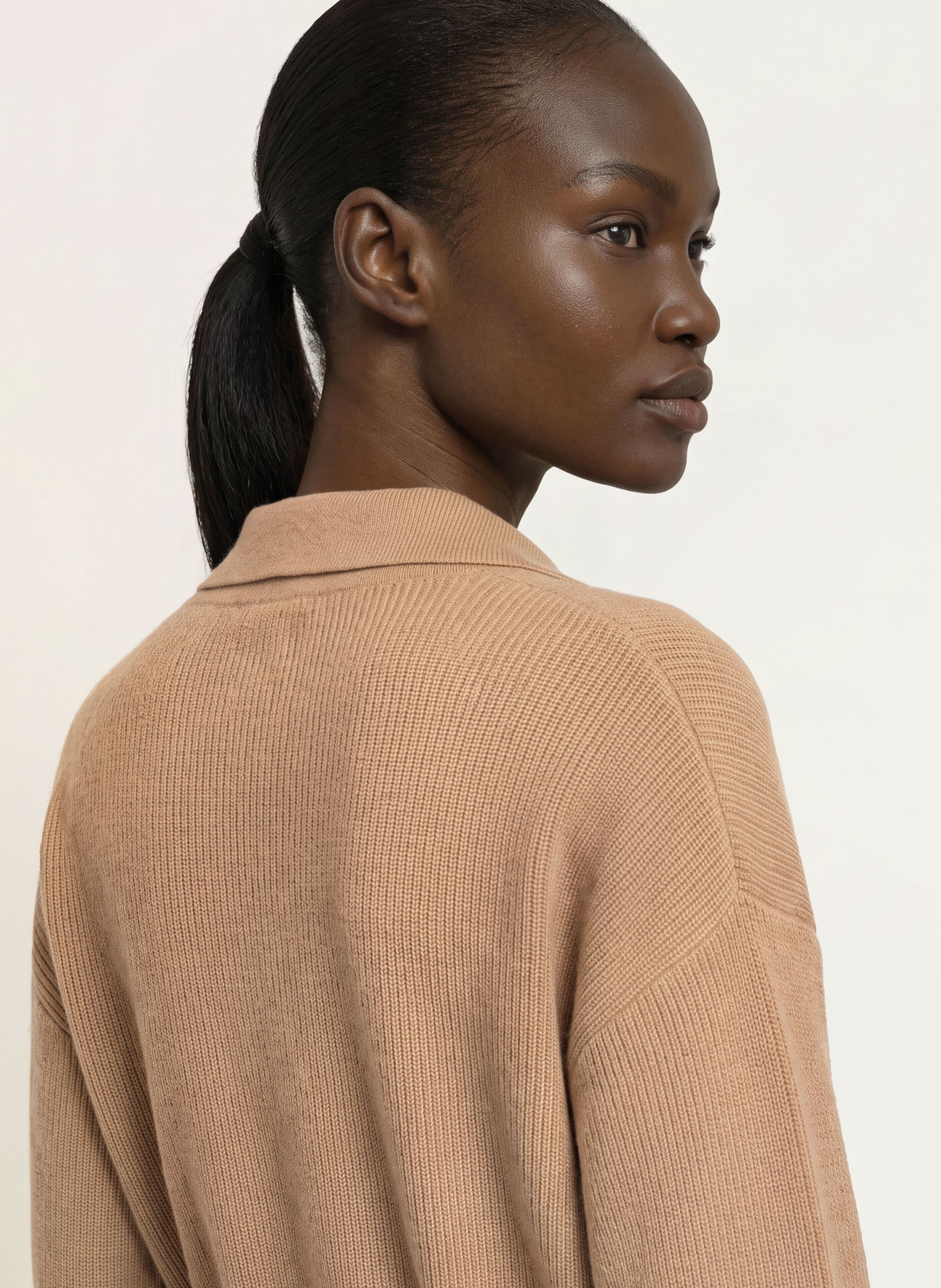 PESERICO Strickkleid mit Seide: CAMEL