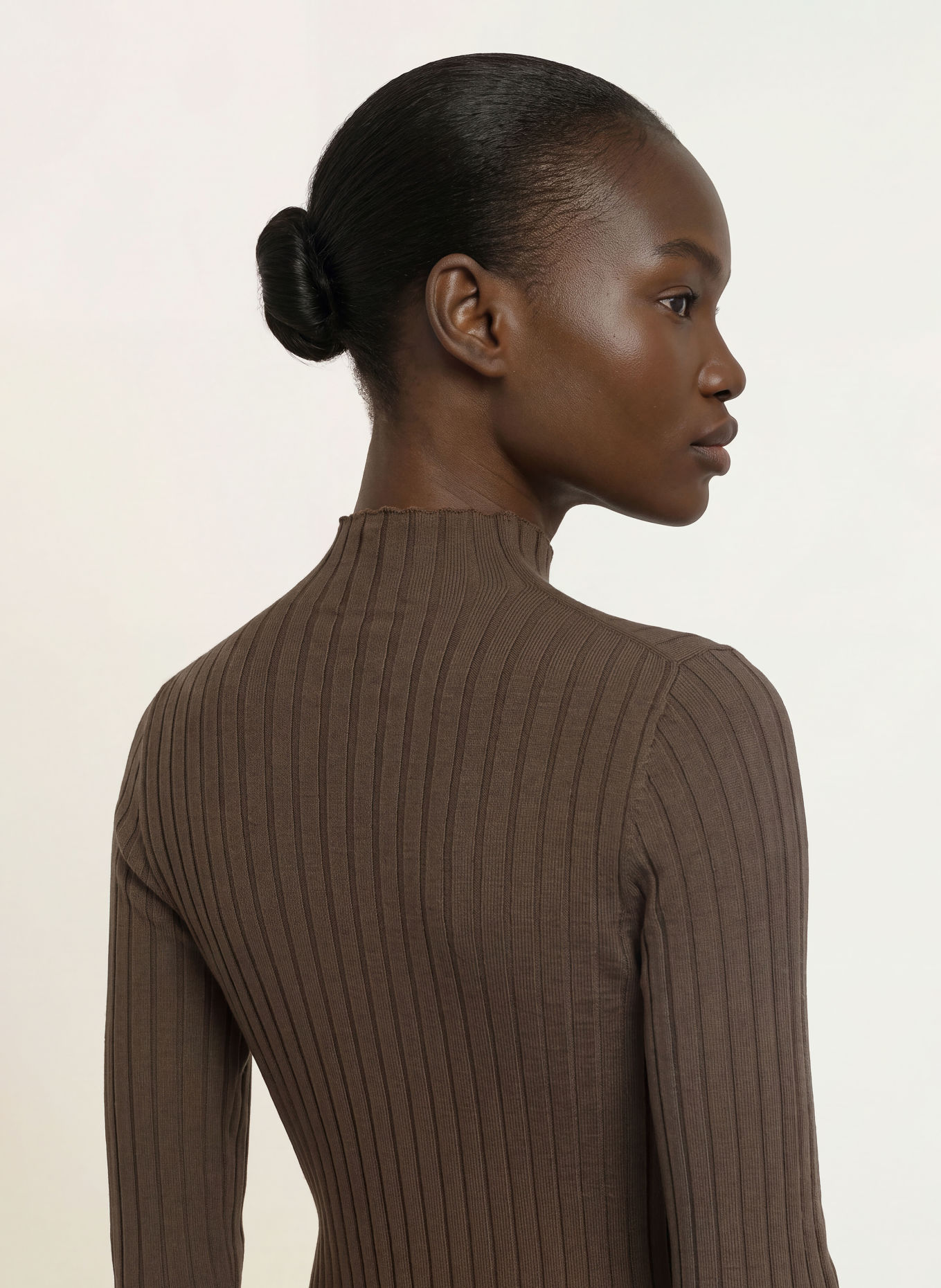 PESERICO Pullover: DUNKELBRAUN
