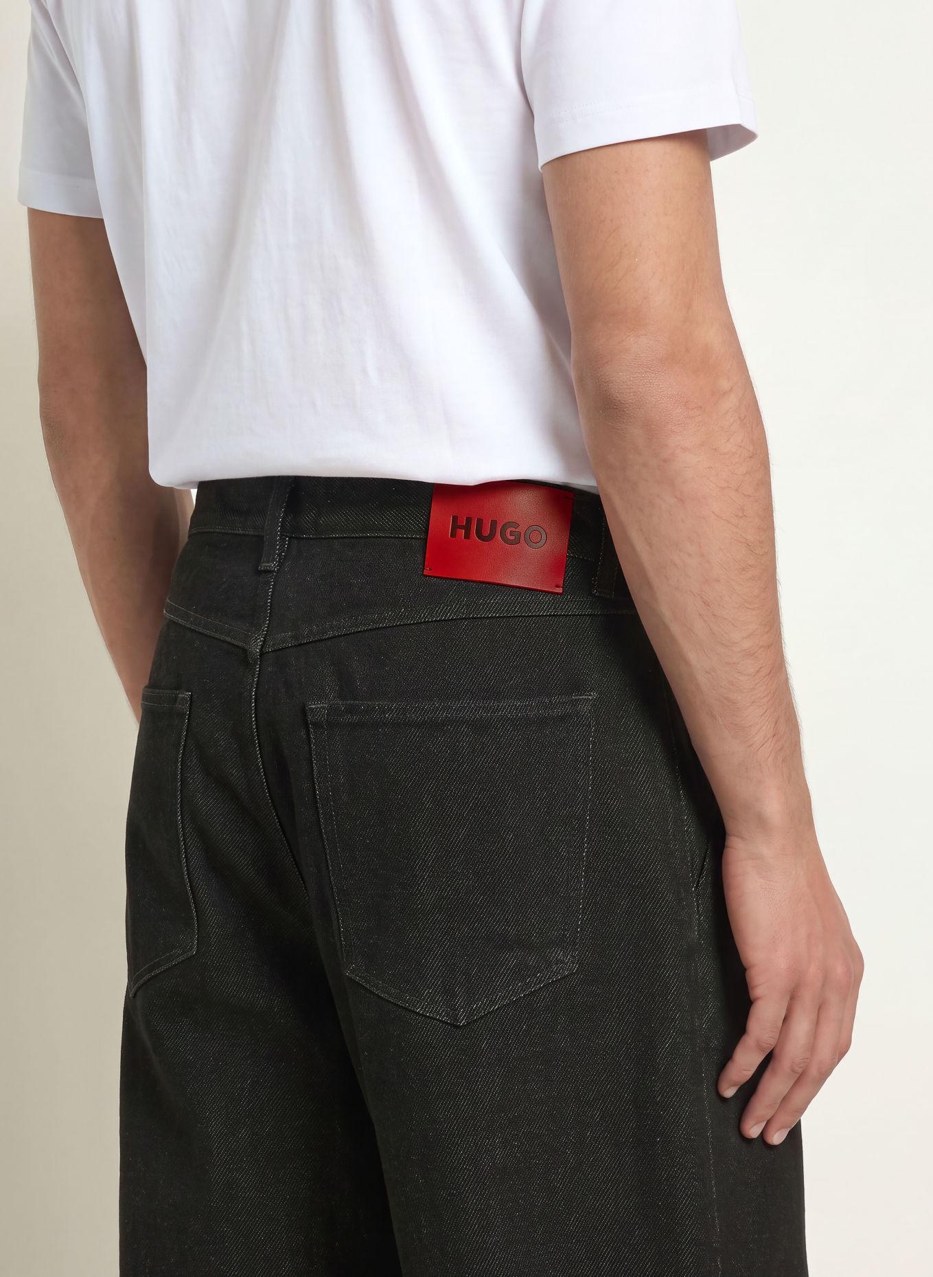 HUGO Jeans HUGO 249/1 Relaxed Fit: 001 BLACK