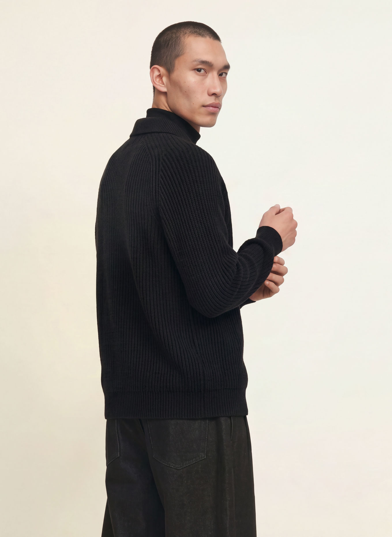 HUGO SARDEEP Cardigan: BLACK