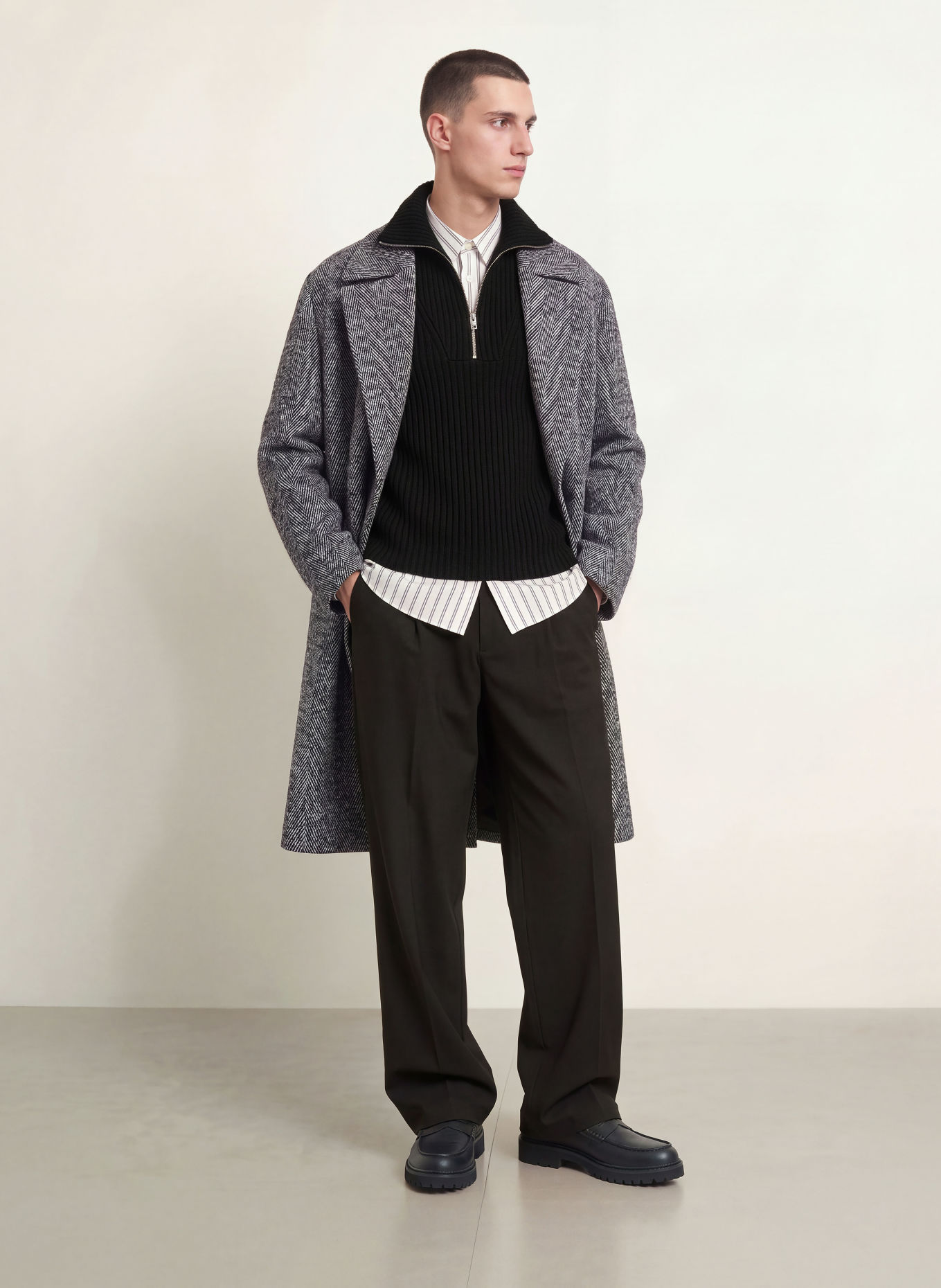 HUGO RIKO Regular Fit Chinos: BLACK
