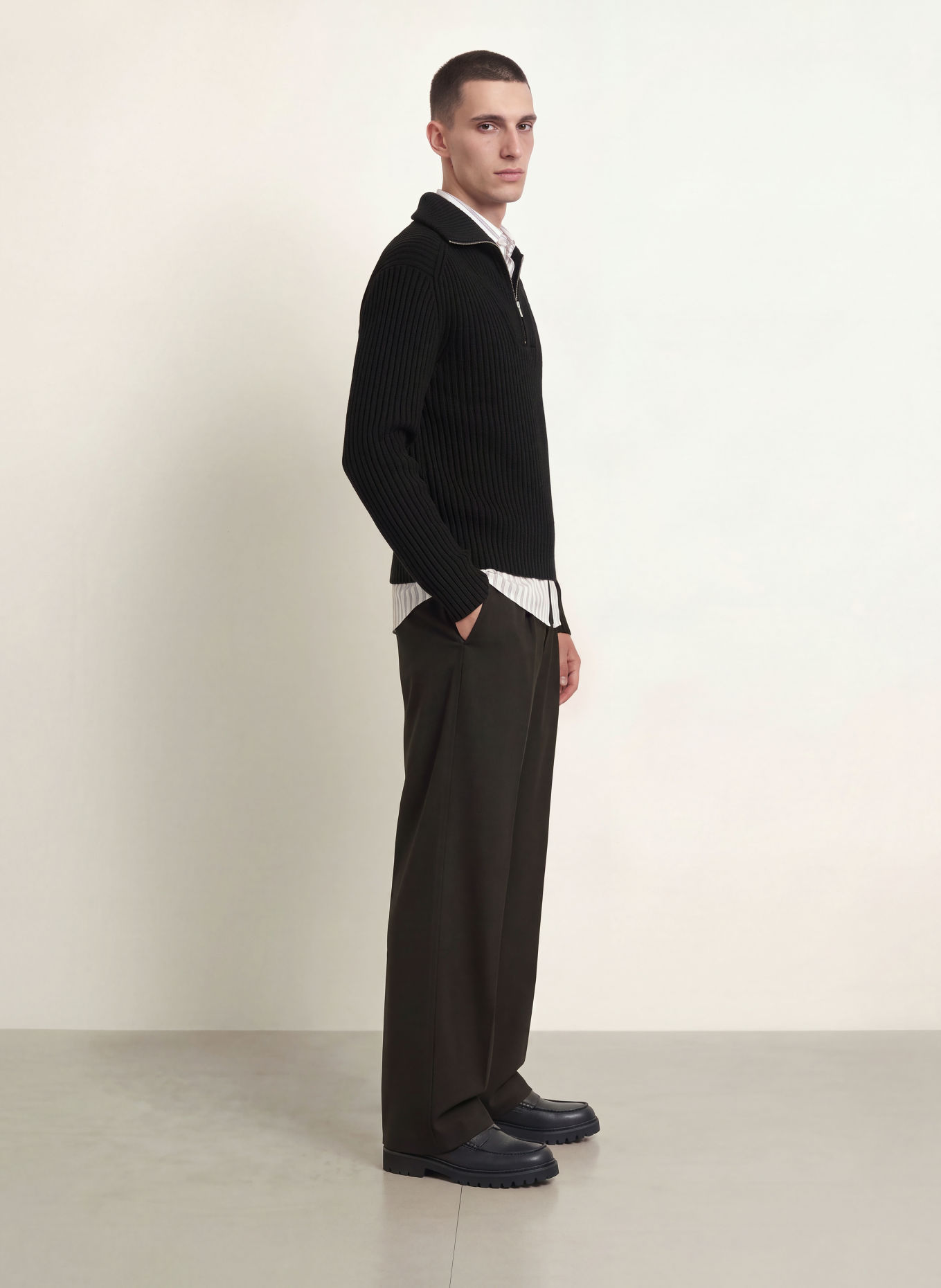 HUGO RIKO Regular Fit Chinos: BLACK