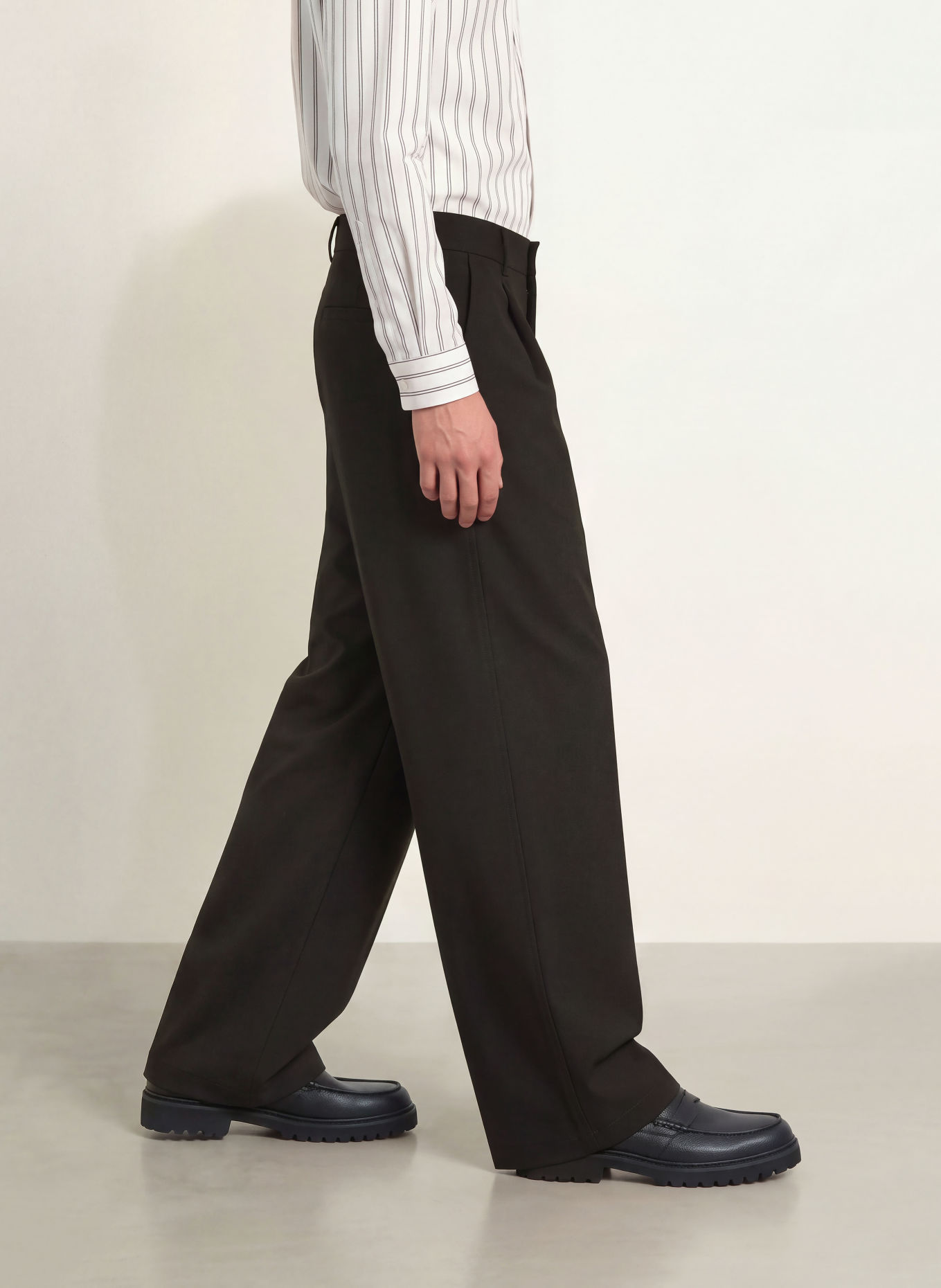 HUGO RIKO Regular Fit Chinos: BLACK
