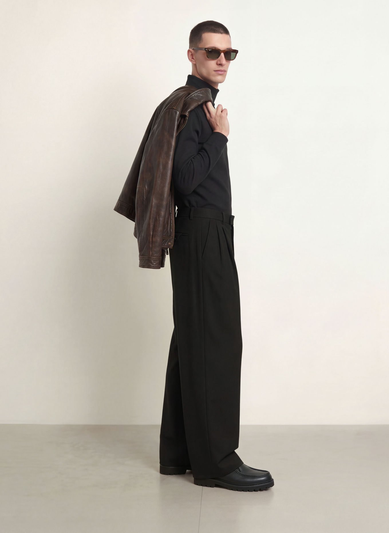 HUGO TARLY Regular Fit Trousers: BLACK