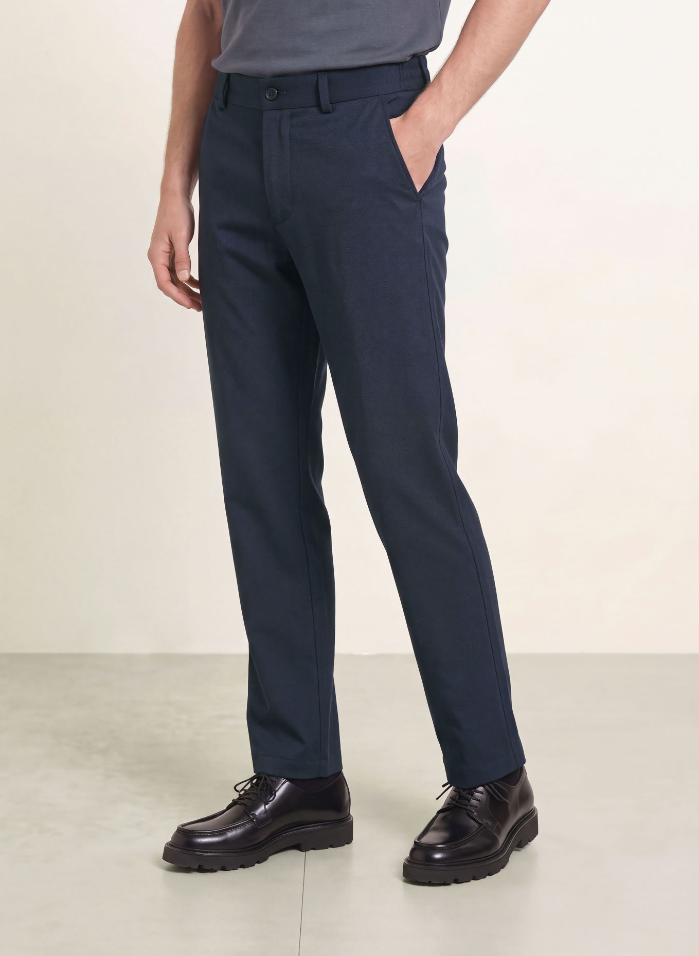 BOSS Tapered-Fit Chinos: DARK BLUE