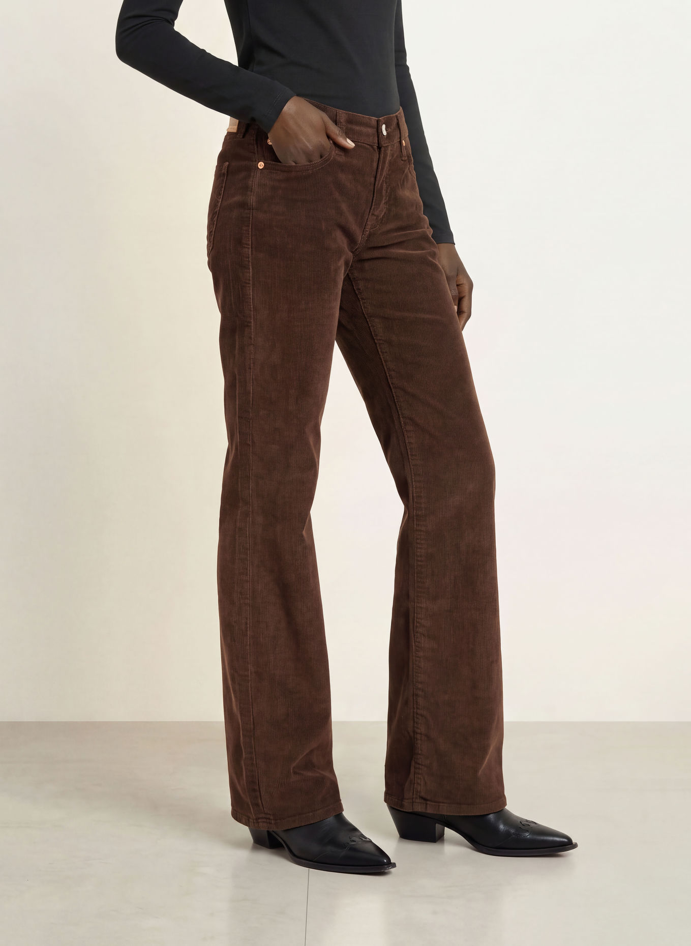 TRUE RELIGION SOPHIE BOOTCUT Bootcut trousers in Corduroy: BROWN
