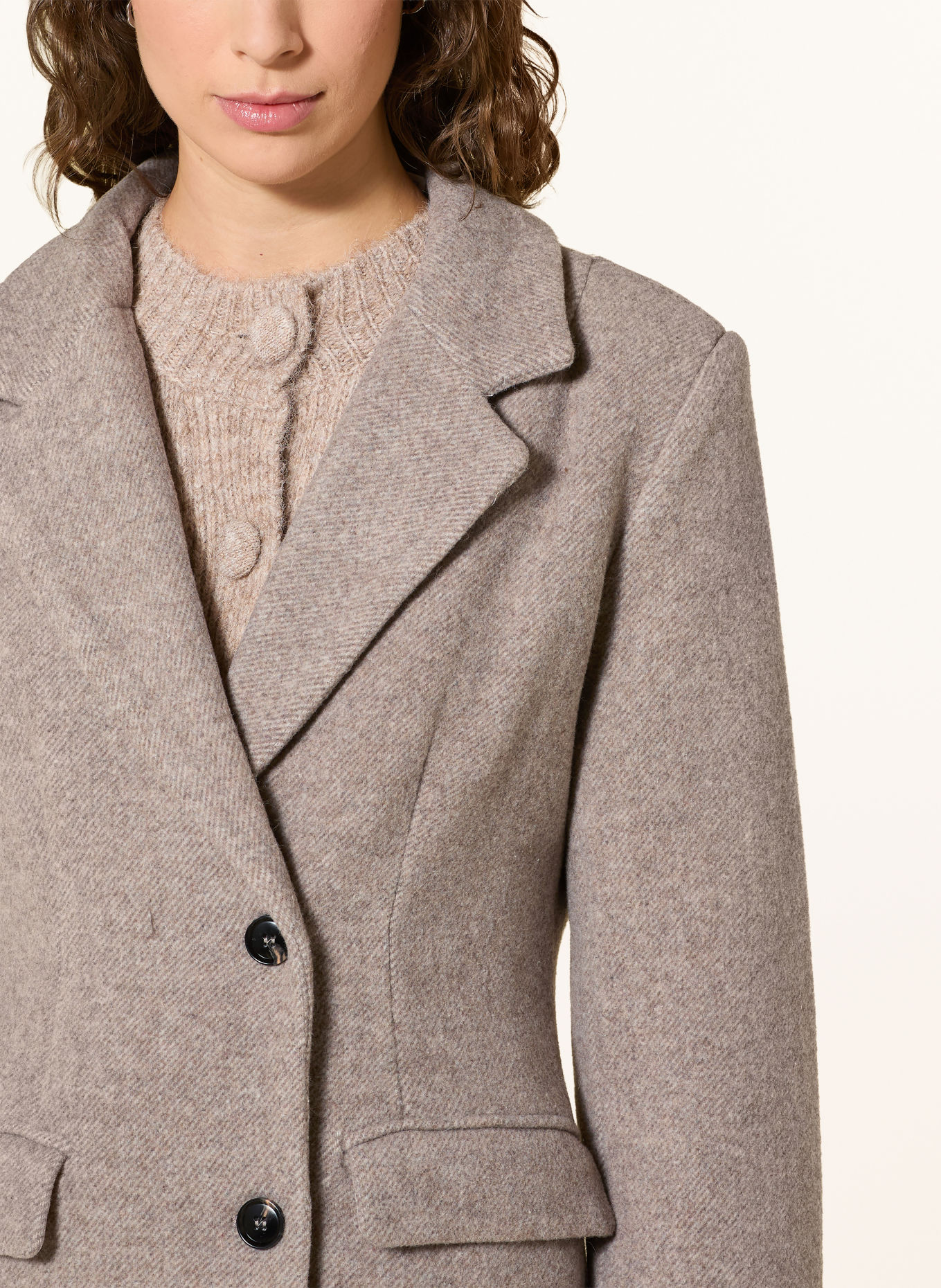 NEO NOIR CORINA Coat with Detachable Faux Fur Collar: BEIGE