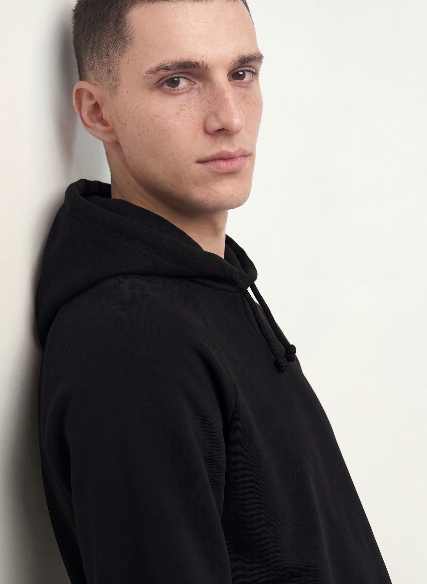 MOS MOSH Gallery MMGABEL Hoodie: BLACK