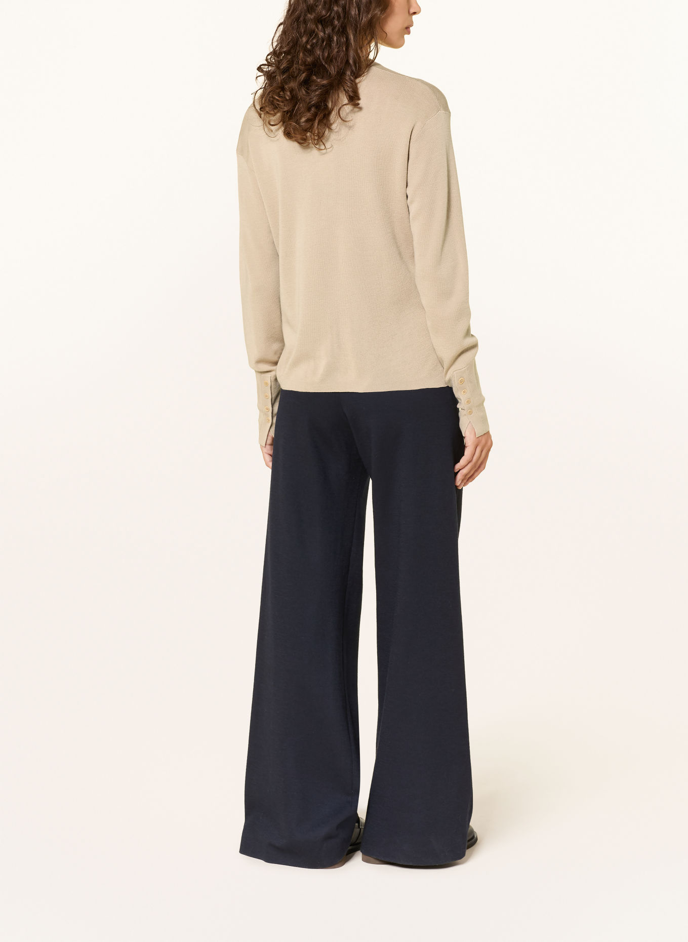 windsor. Sweater: BEIGE