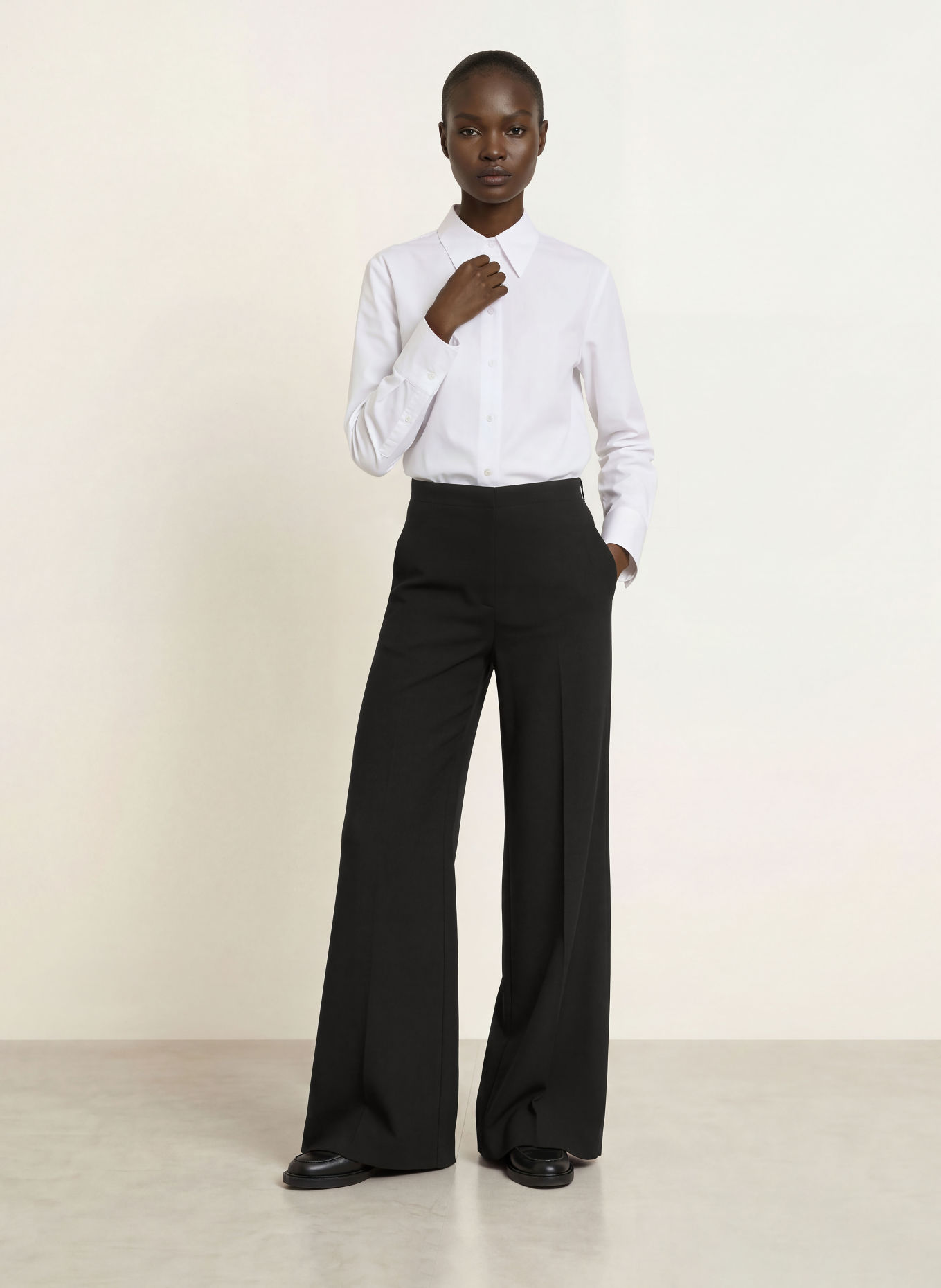 windsor. Marlenehose: SCHWARZ