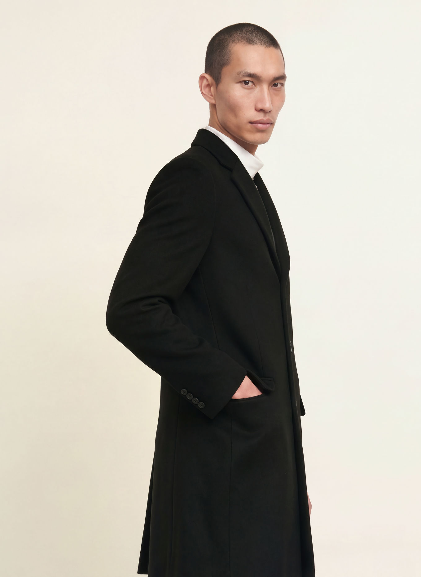 HUGO MIGOR Cashmere Coat: BLACK