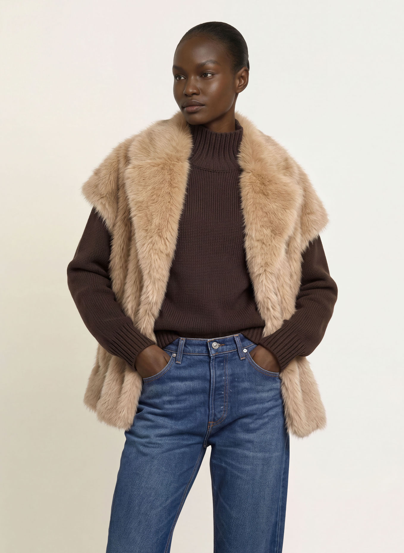 HERNO Faux Fur Vest: LIGHT BROWN