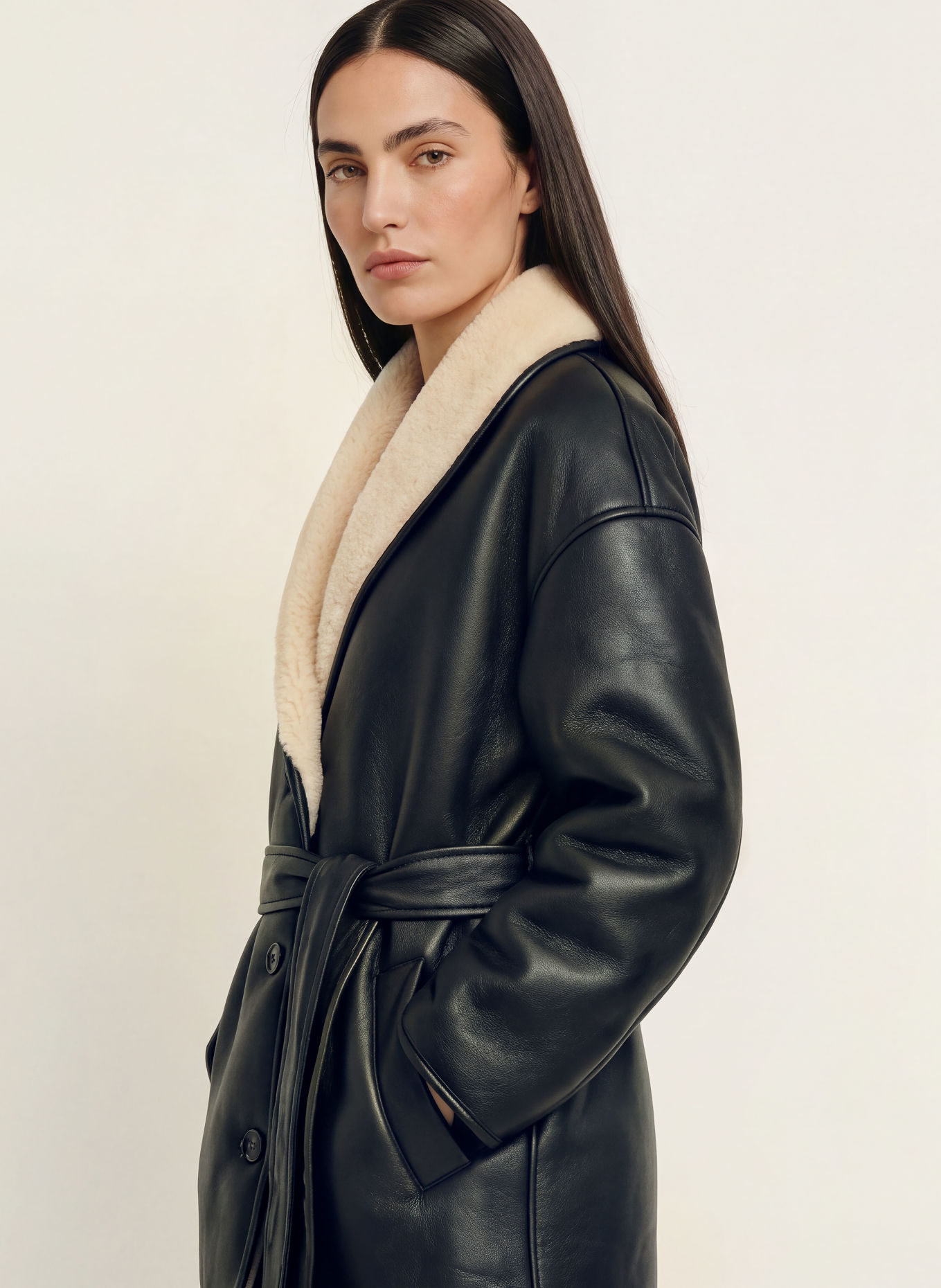 STAND STUDIO Jacke KATHI in Lederoptik mit Kunstfell: SCHWARZ