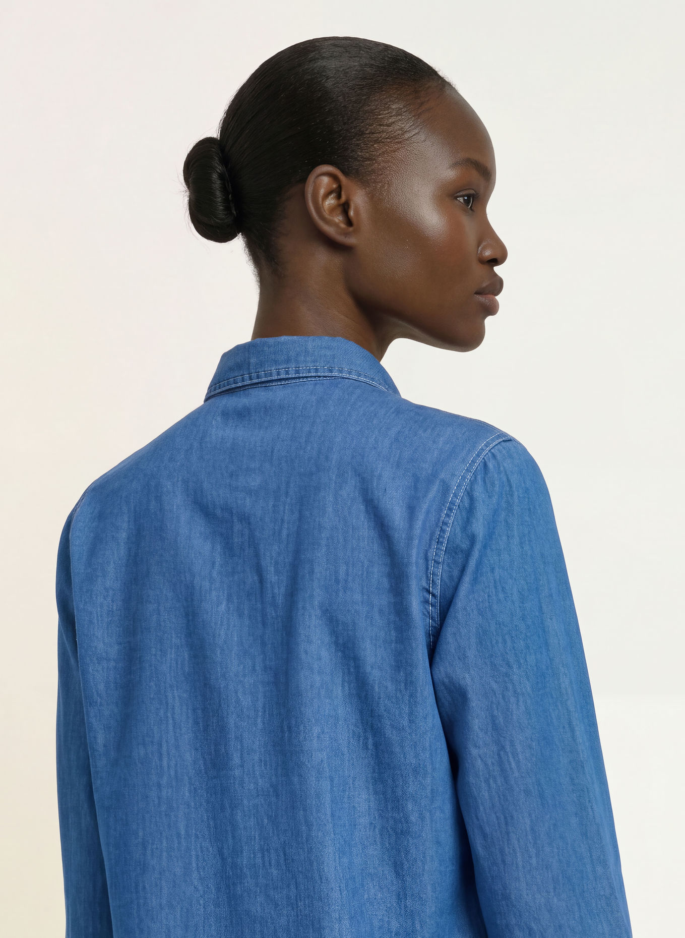 Soluzione Jeansbluse mit Rüschen: BLAU