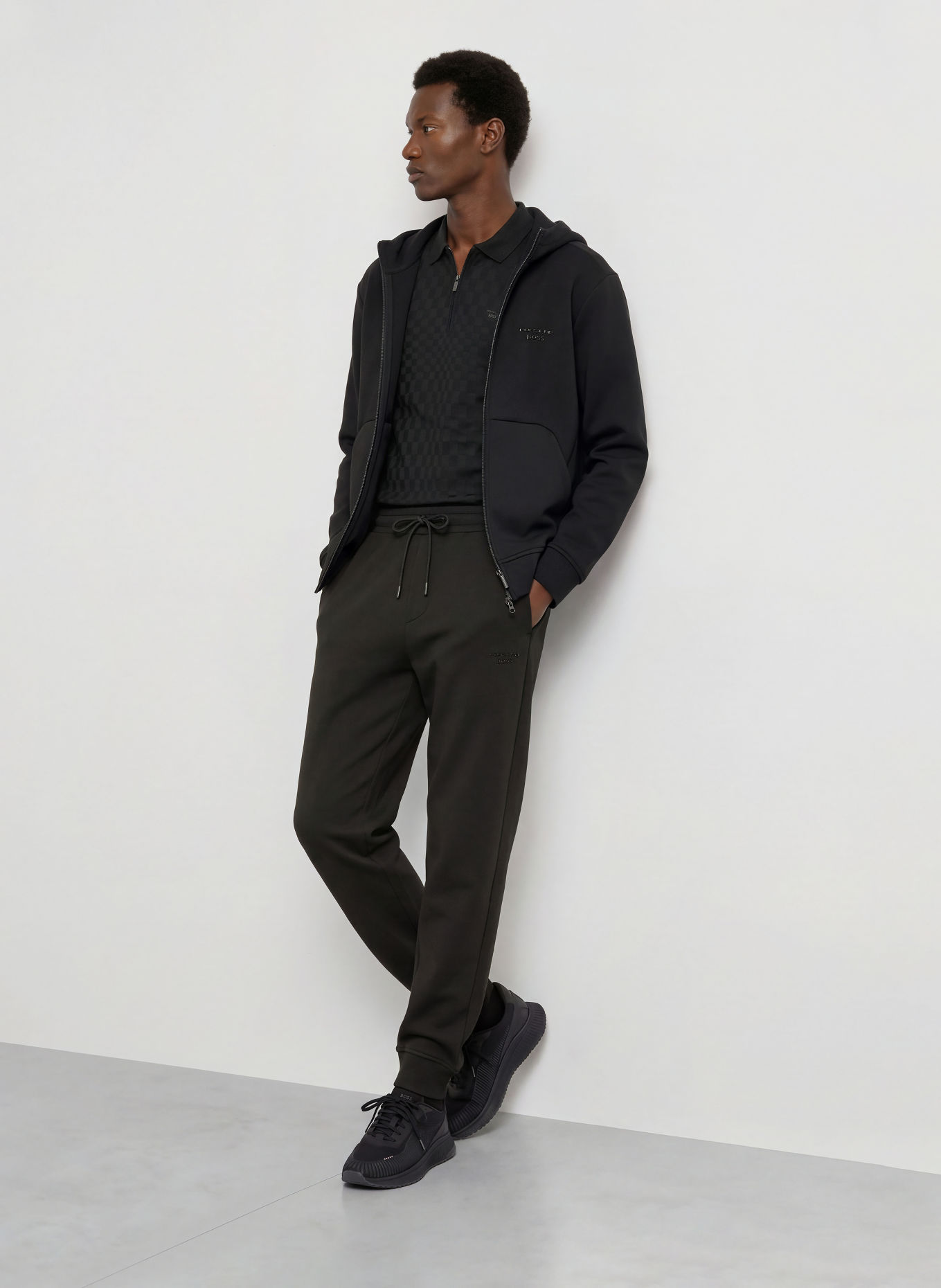 BOSS Sweatjacke ICONS70: SCHWARZ