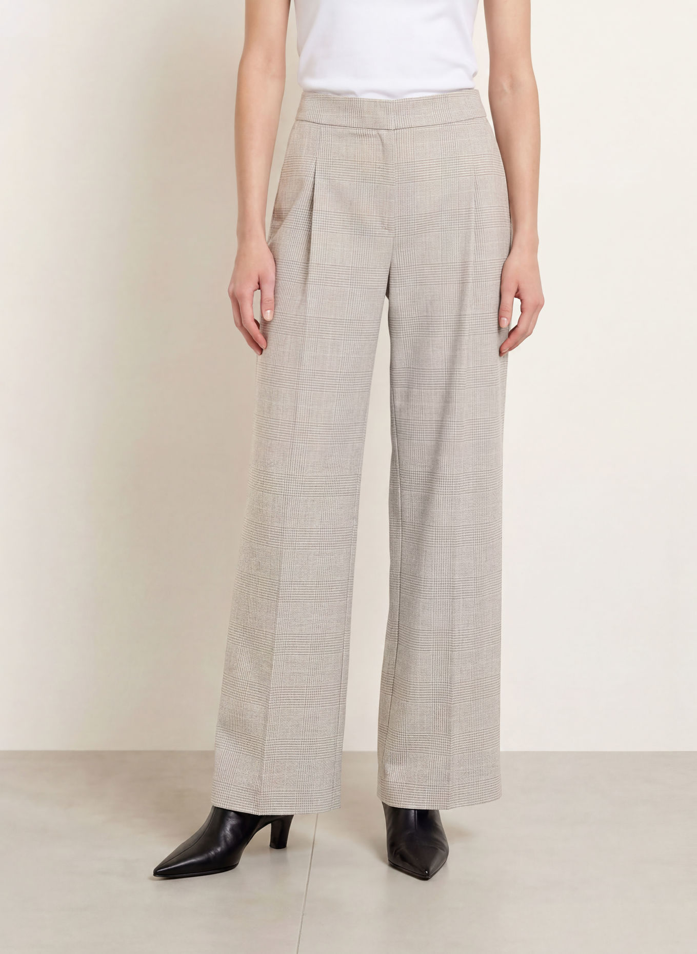 s.Oliver BLACK LABEL Jersey wide-leg trousers: BEIGE / GRAY / WHITE