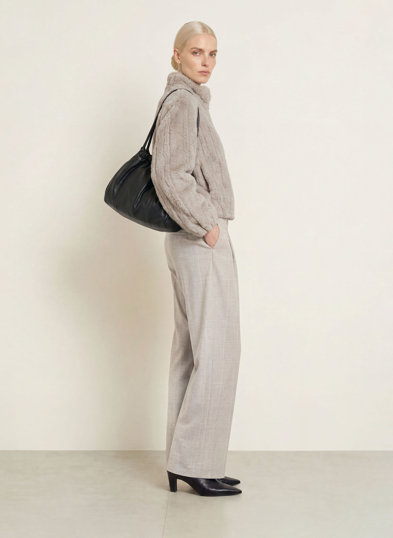 s.Oliver BLACK LABEL Jersey wide-leg trousers: BEIGE / GRAY / WHITE