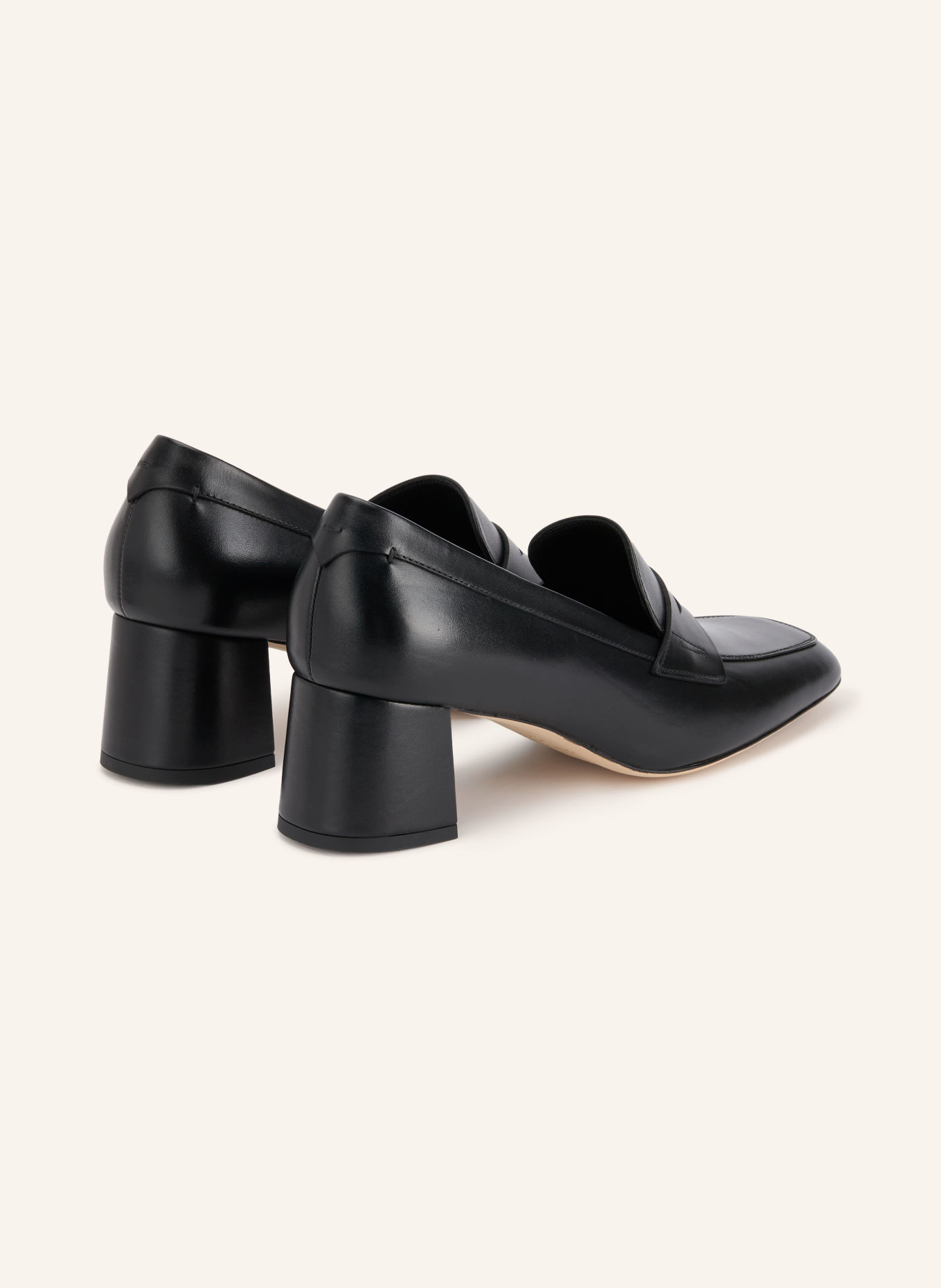 MAGNANNI ISABEL Pumps: BLACK