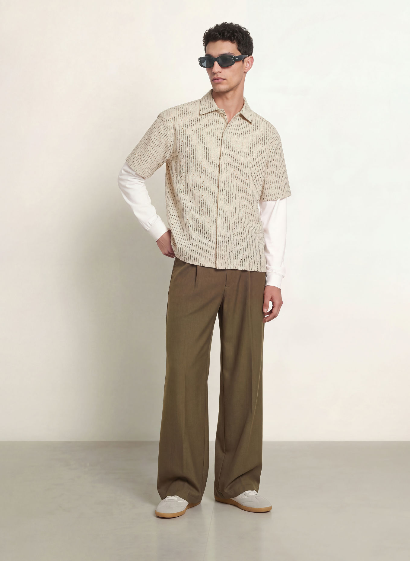 WOODBIRD Cămașă cu mânecă scurtă WBWANG Comfort Fit din dantelă perforată: CREM / MARO