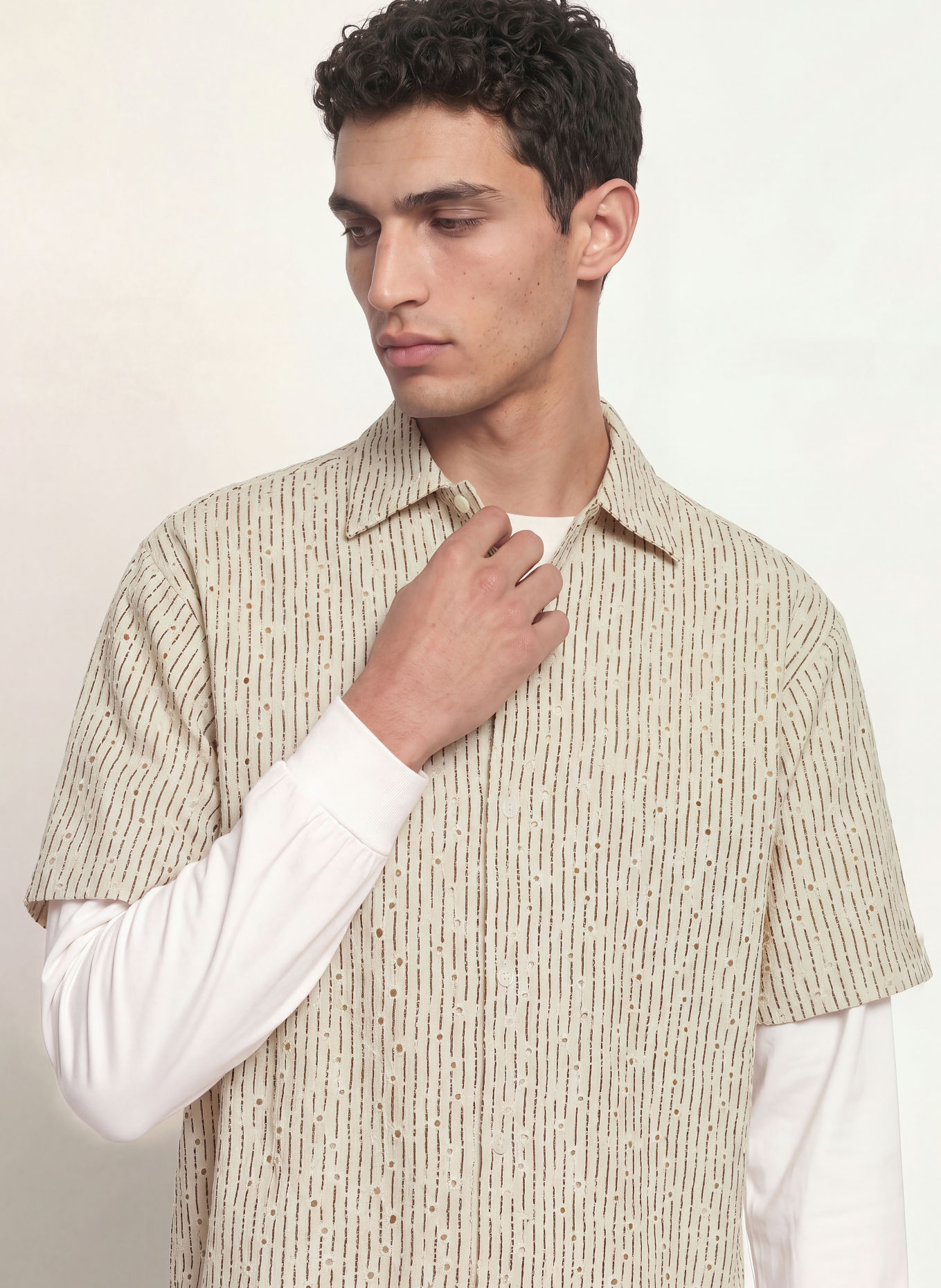 WOODBIRD Cămașă cu mânecă scurtă WBWANG Comfort Fit din dantelă perforată: CREM / MARO