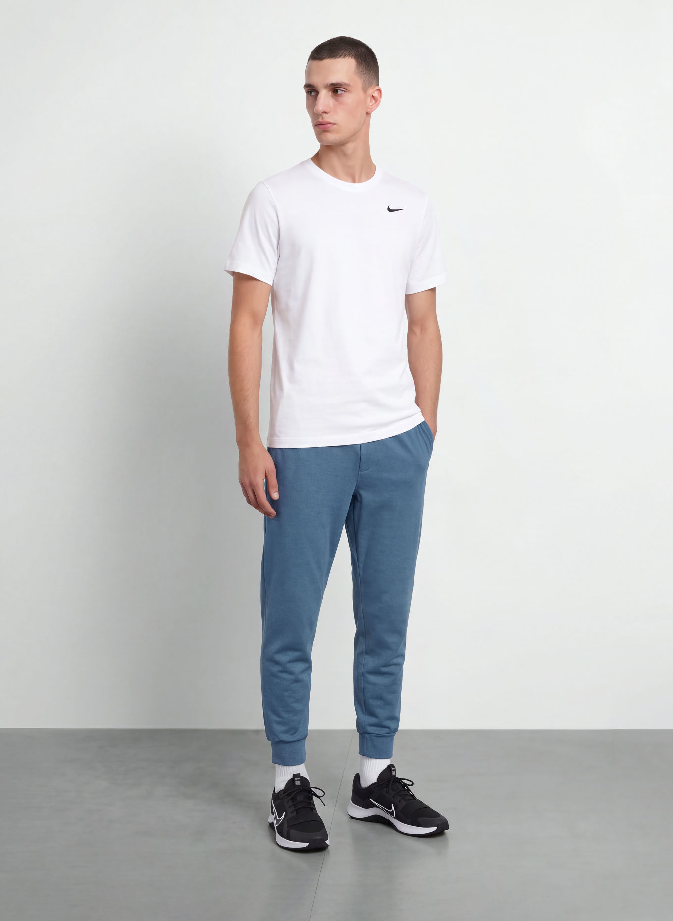 Nike Sportovní kalhoty PRIMARY NANOKNIT: MODRÁ