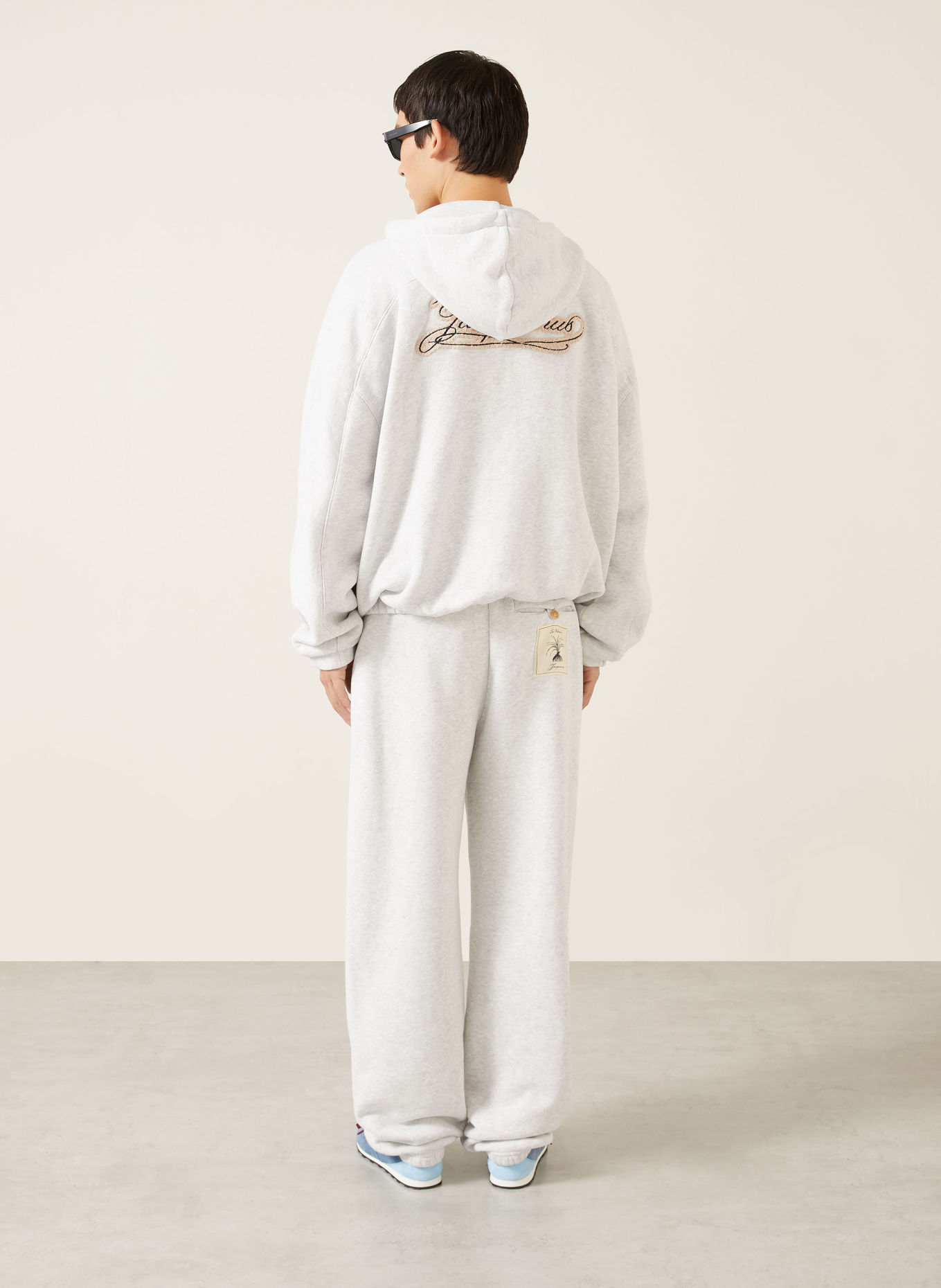 JACQUEMUS LE JOGGING TORNEO Sweatpants: LIGHT GRAY