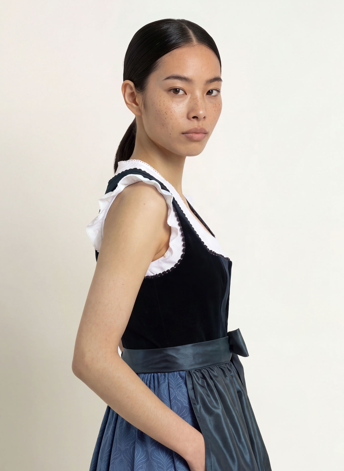 KINGA MATHE Dirndl CATANIA: DONKERBLAUW / BLAUW