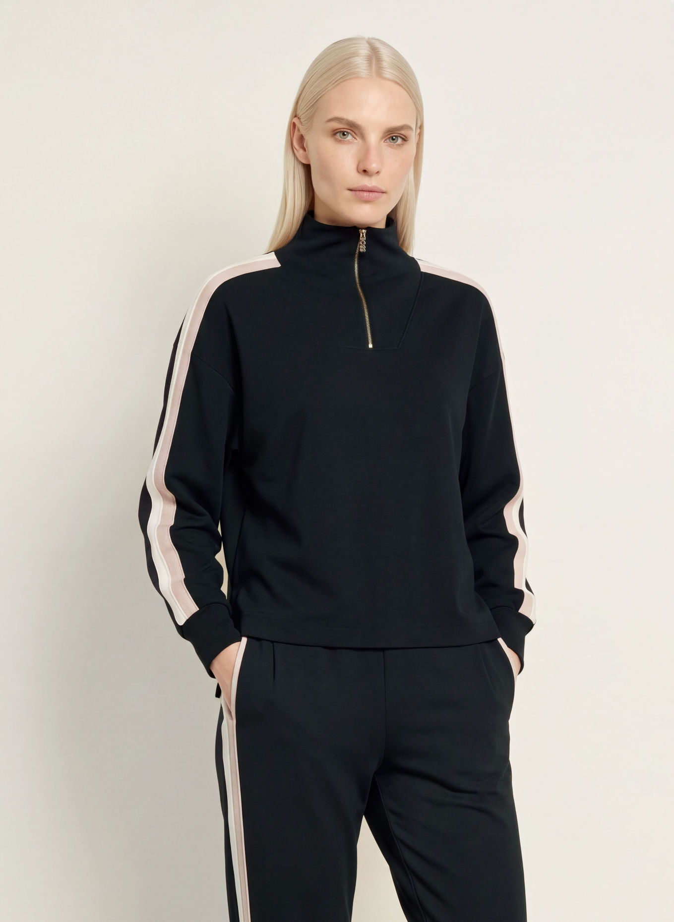 BOSS MIRAGE Lounge sweatshirt with Braided Trim: BLACK / BEIGE / ECRU